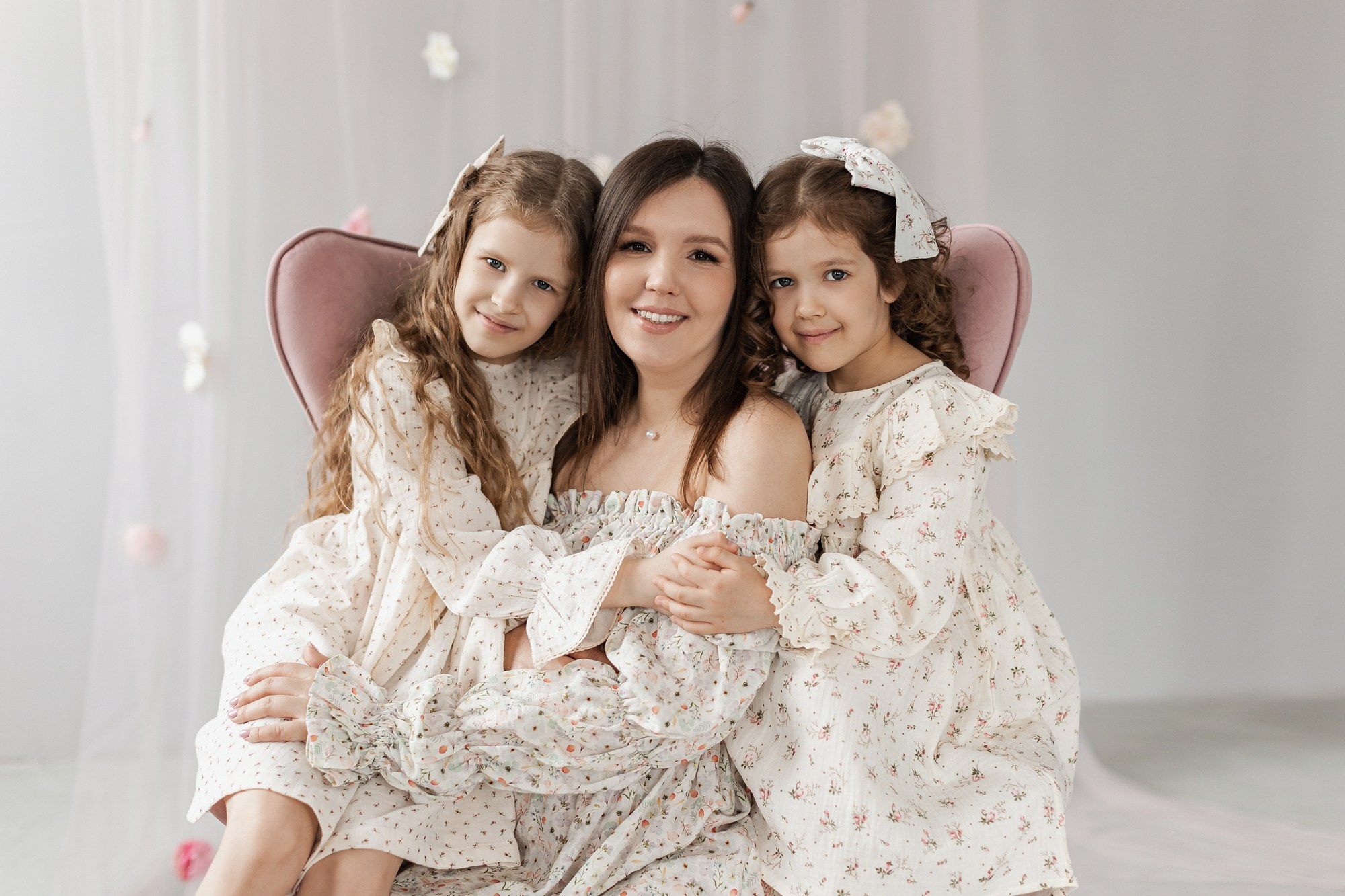 В ожидании сестрёнки. Семейный фотограф новорождённых в Серпухове Юлия Новикова +79637785957