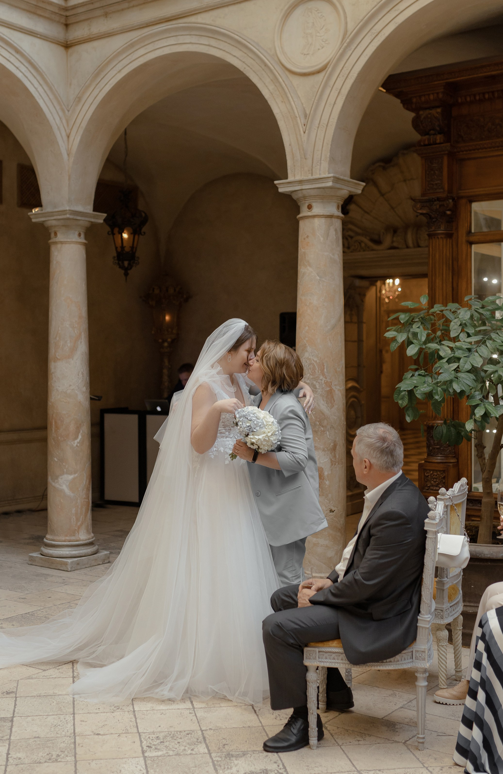 Две страны — одна любовь