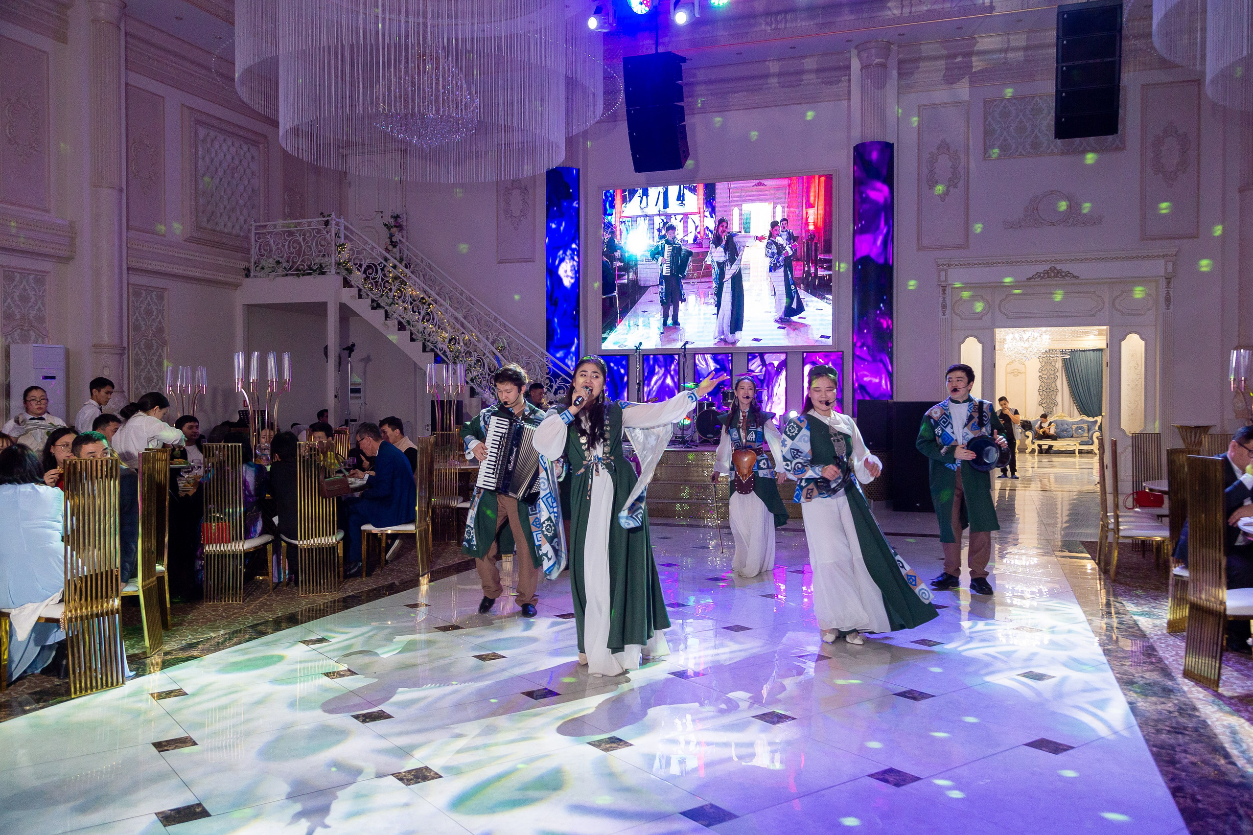 Свадебный банкет. Фото и видеосъемка в Алматы