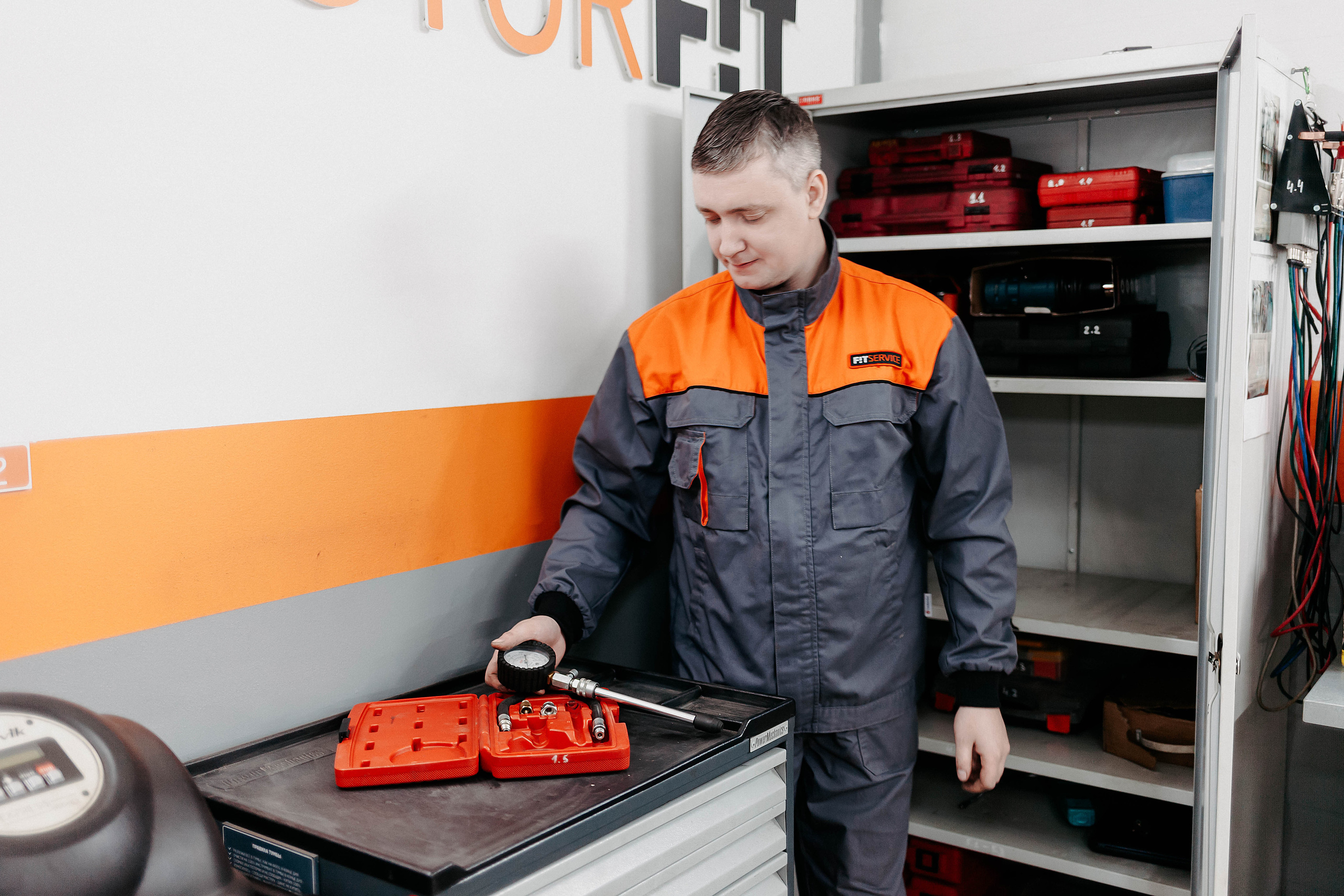 FitService. Свадебный фотограф в Пскове и Санкт-Петербурге | Анна Голикова