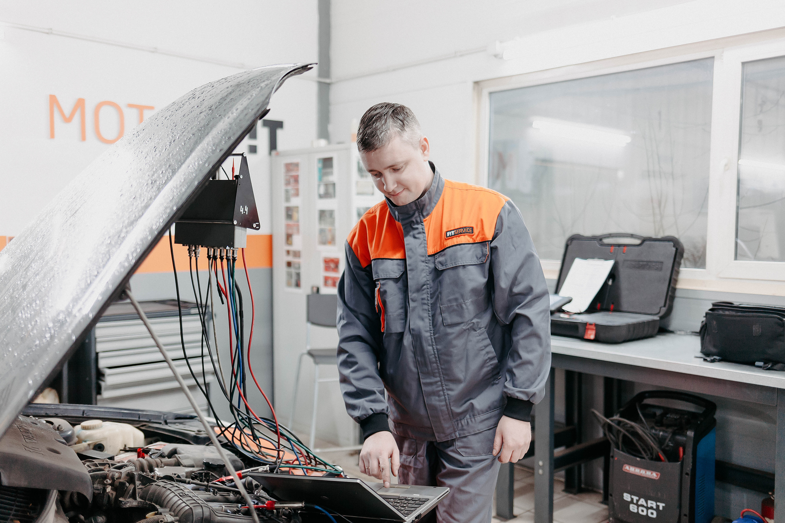 FitService. Свадебный фотограф в Пскове и Санкт-Петербурге | Анна Голикова