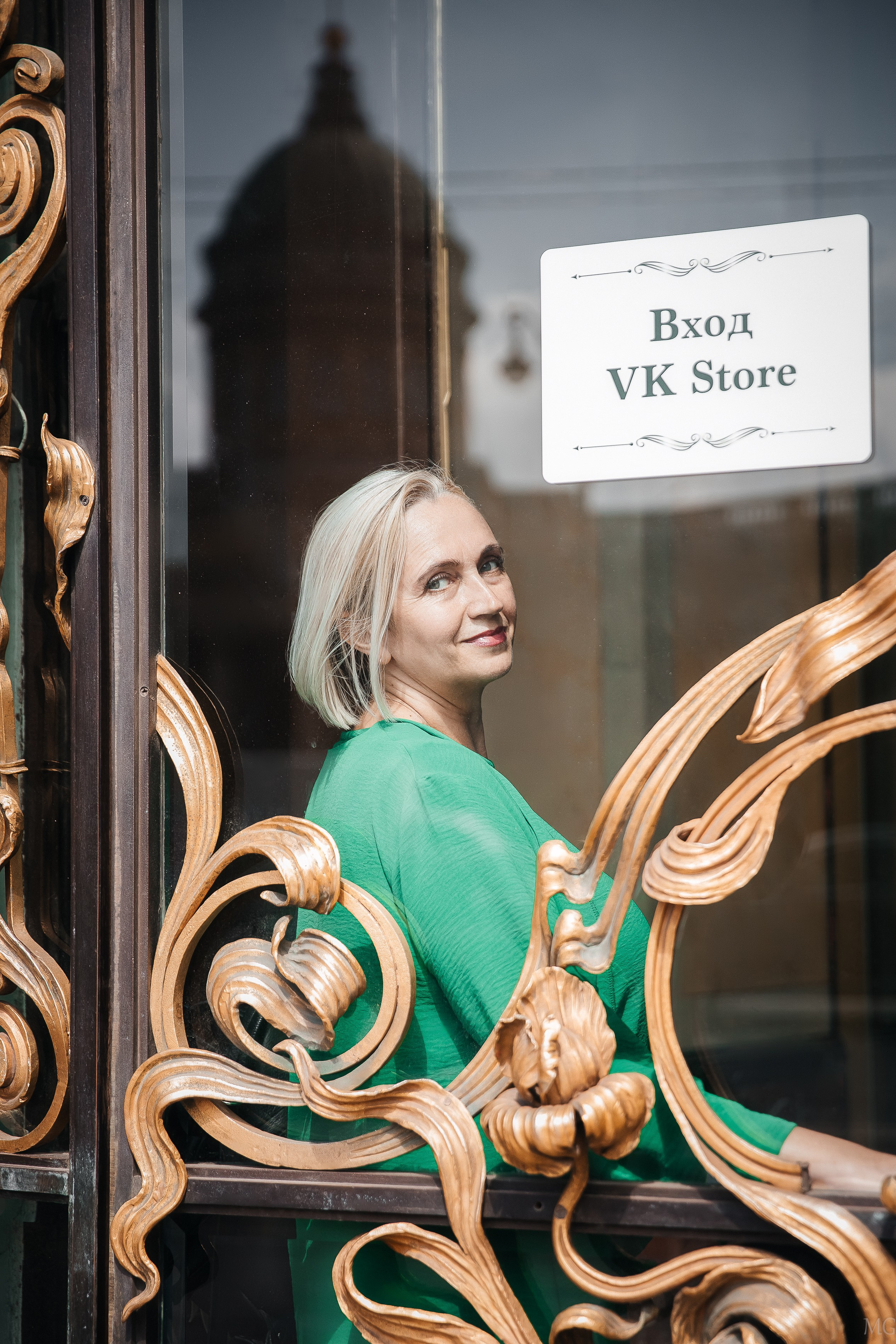 Красотки на прогулке. Маша Гонтарь Семейный домашний репортажный фотограф в Санкт-Петербурге