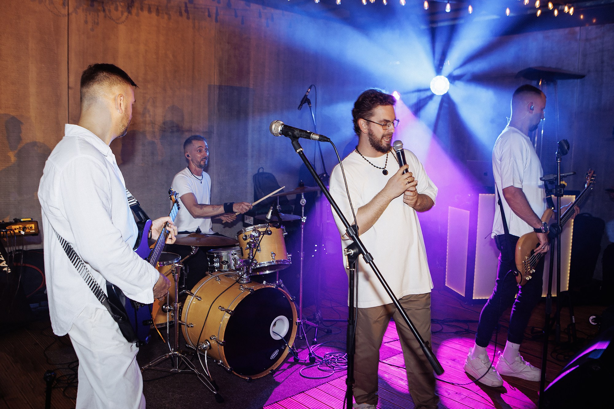 Костя и Даша 1.08.25. Свадебный фотограф Владивосток Алина Гевондова