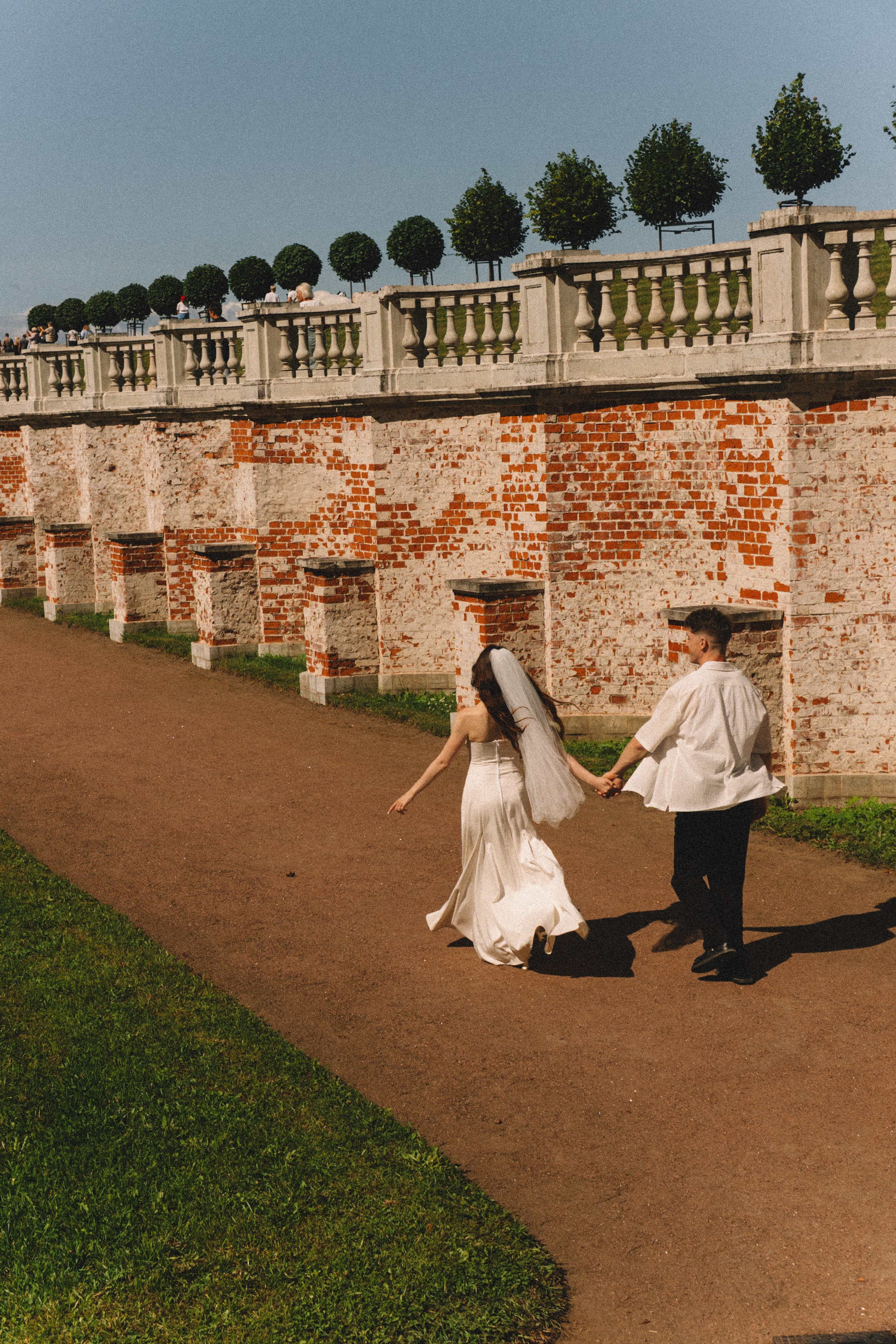 СВАДЕБНАЯ СЬЕМКА В ПЕТЕРГОФЕ И СЬЕМКА РЕПОРТАЖА В ЗАГСЕ ПЕТЕРГОФА. Профессиональный фотограф, Санкт-Петербург — Виктория Богомолова