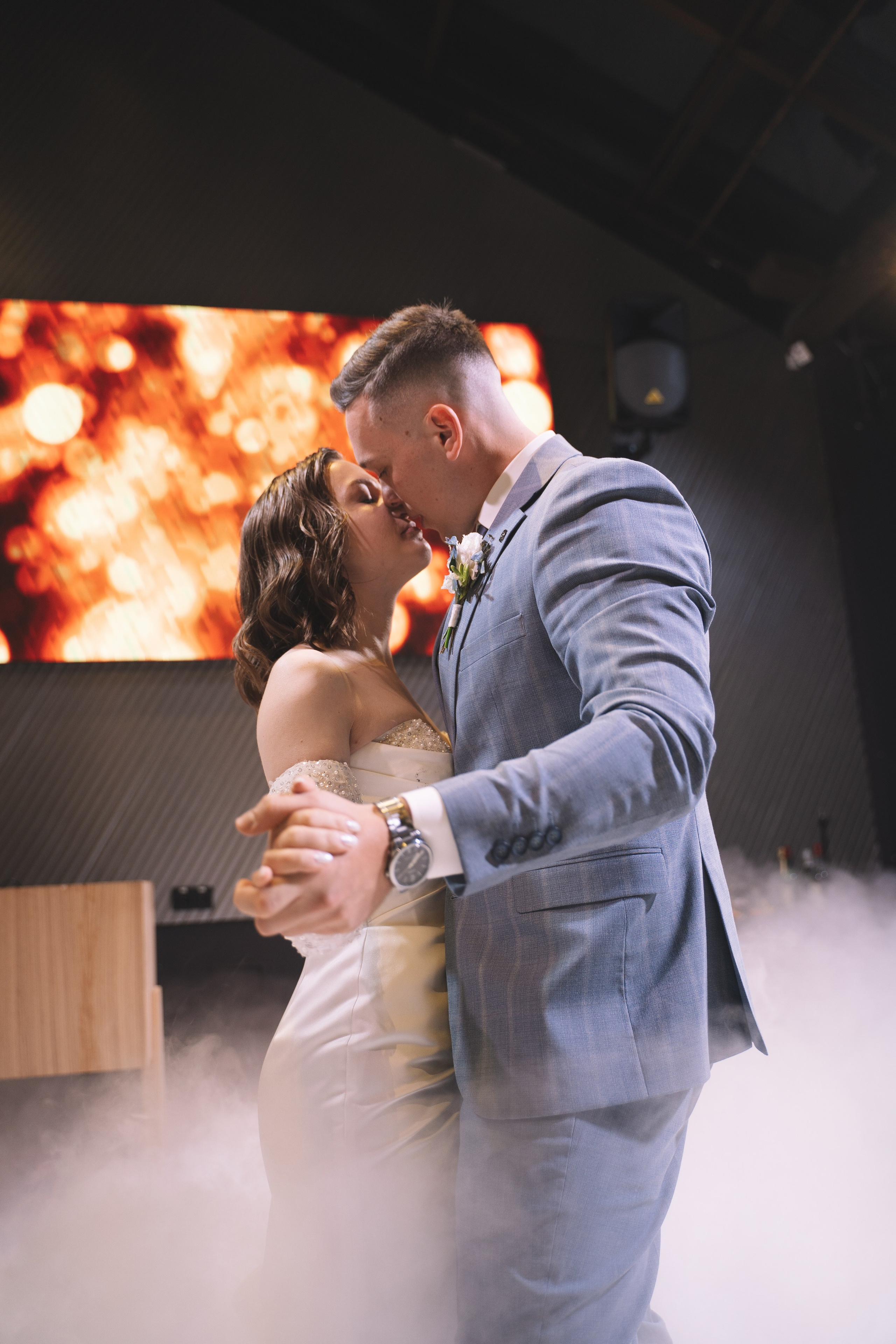 Антон и Кристина. Свадебный фотограф в Сургуте