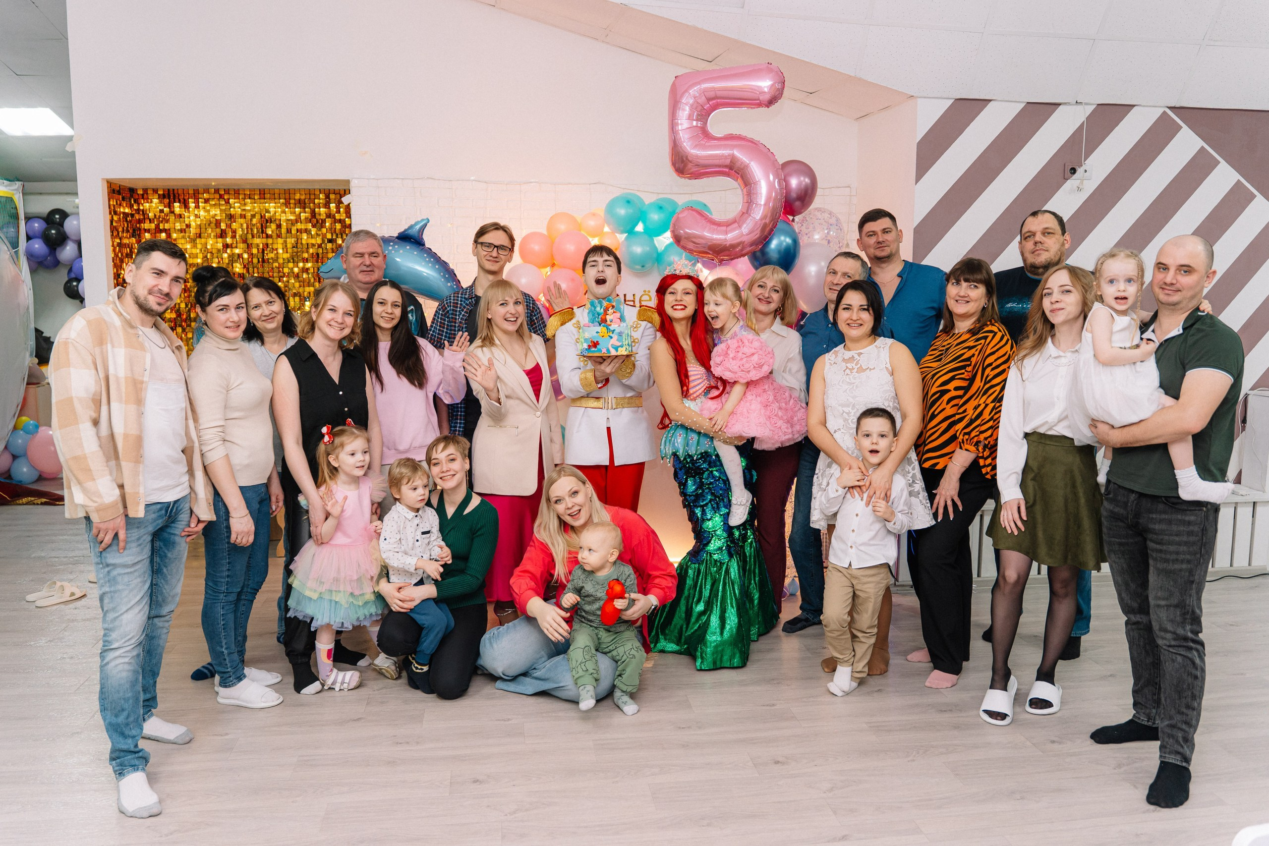 Юла — День рождения Софьи. Репортажный (Event) фотограф в Барнауле | Даниил Маркин | Качество и вайб