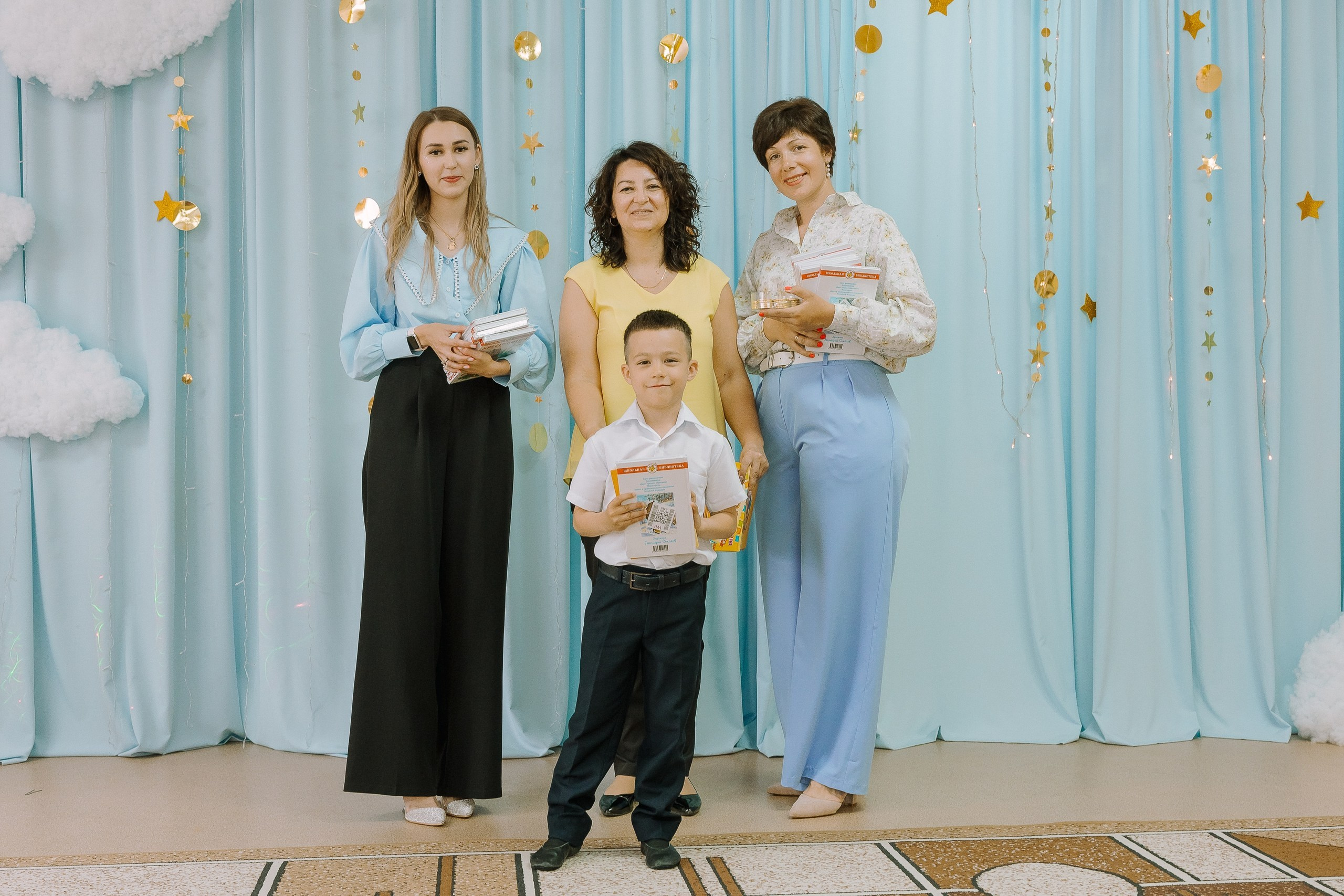 Выпускной в ДС -29. Выпускные альбомы Натальи Бутко: Новороссийск, Анапа, Геленджик