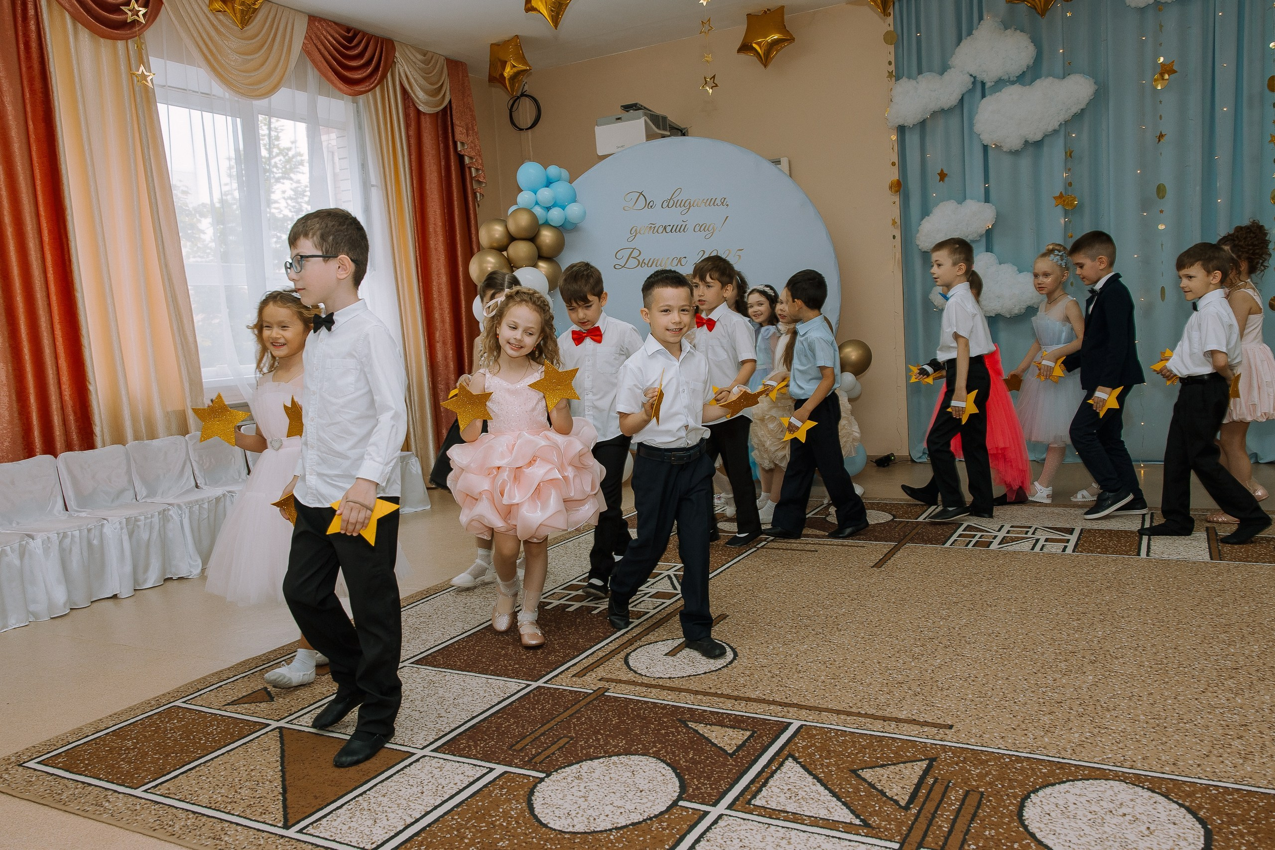 Выпускной в ДС -29. Выпускные альбомы Натальи Бутко: Новороссийск, Анапа, Геленджик