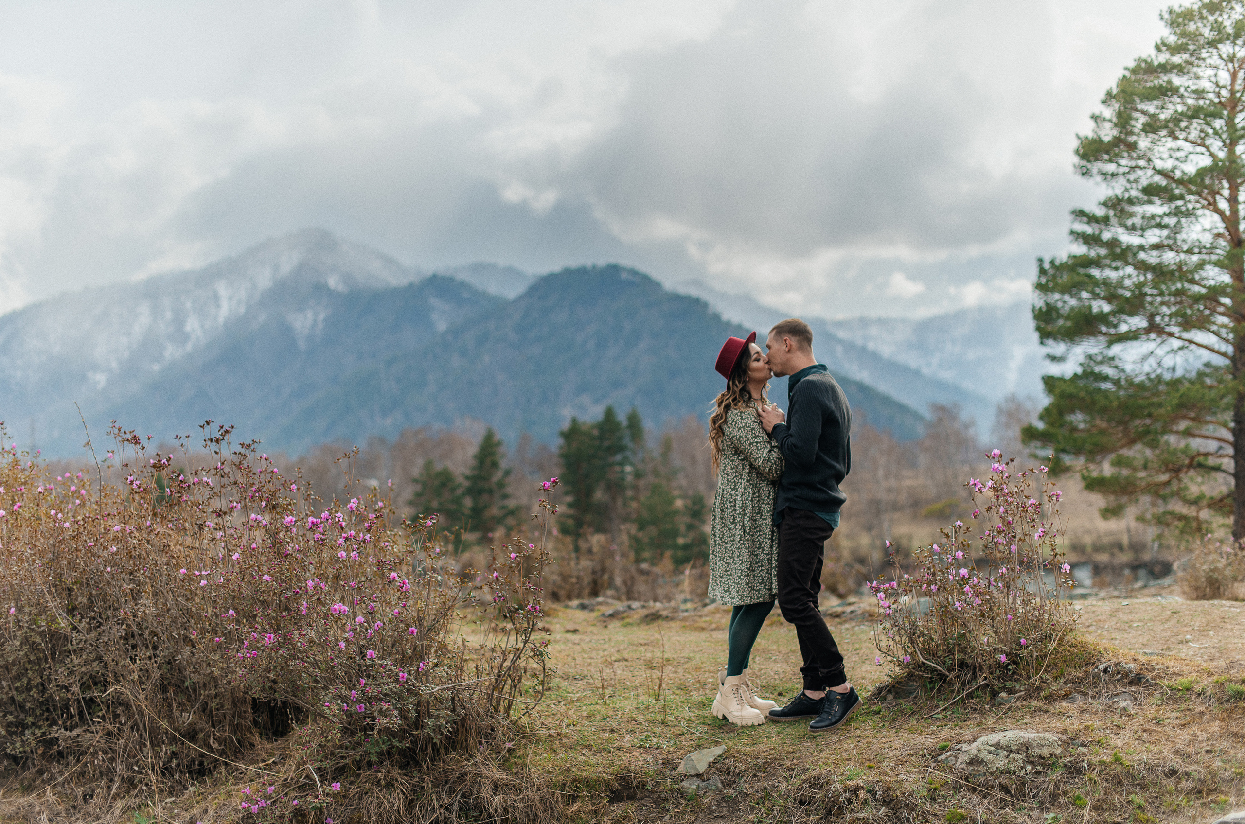 Love story. Митя Ксения. Свадебная  съемка на Алтае