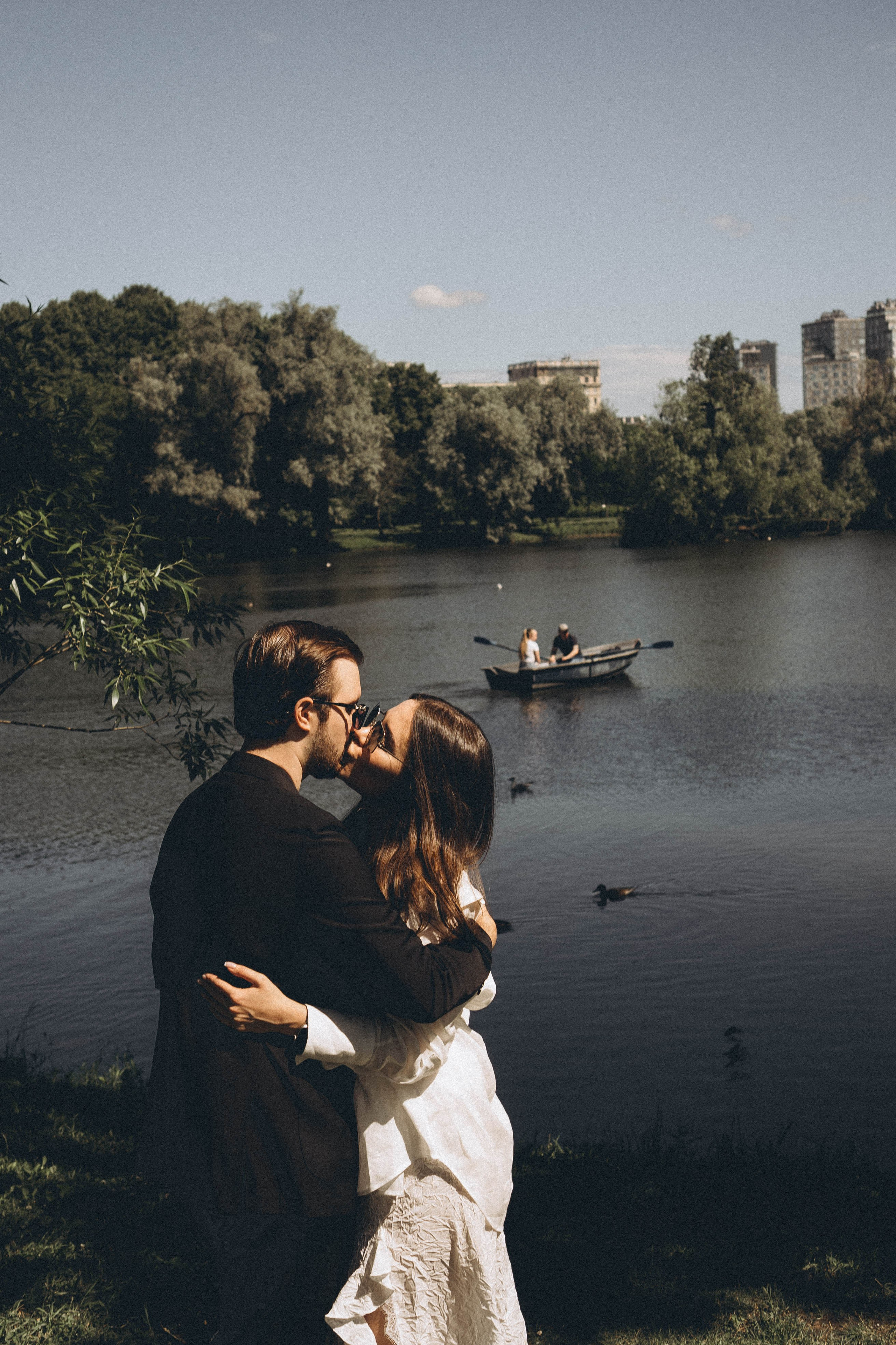 СВАДЕБНАЯ СЬЕМКА В ПАРКЕ ПОБЕДЫ И ПРОГУЛКА ПО МОСКОВСКОМУ ПРОСПЕКТУ. Профессиональный фотограф, Санкт-Петербург — Виктория Богомолова