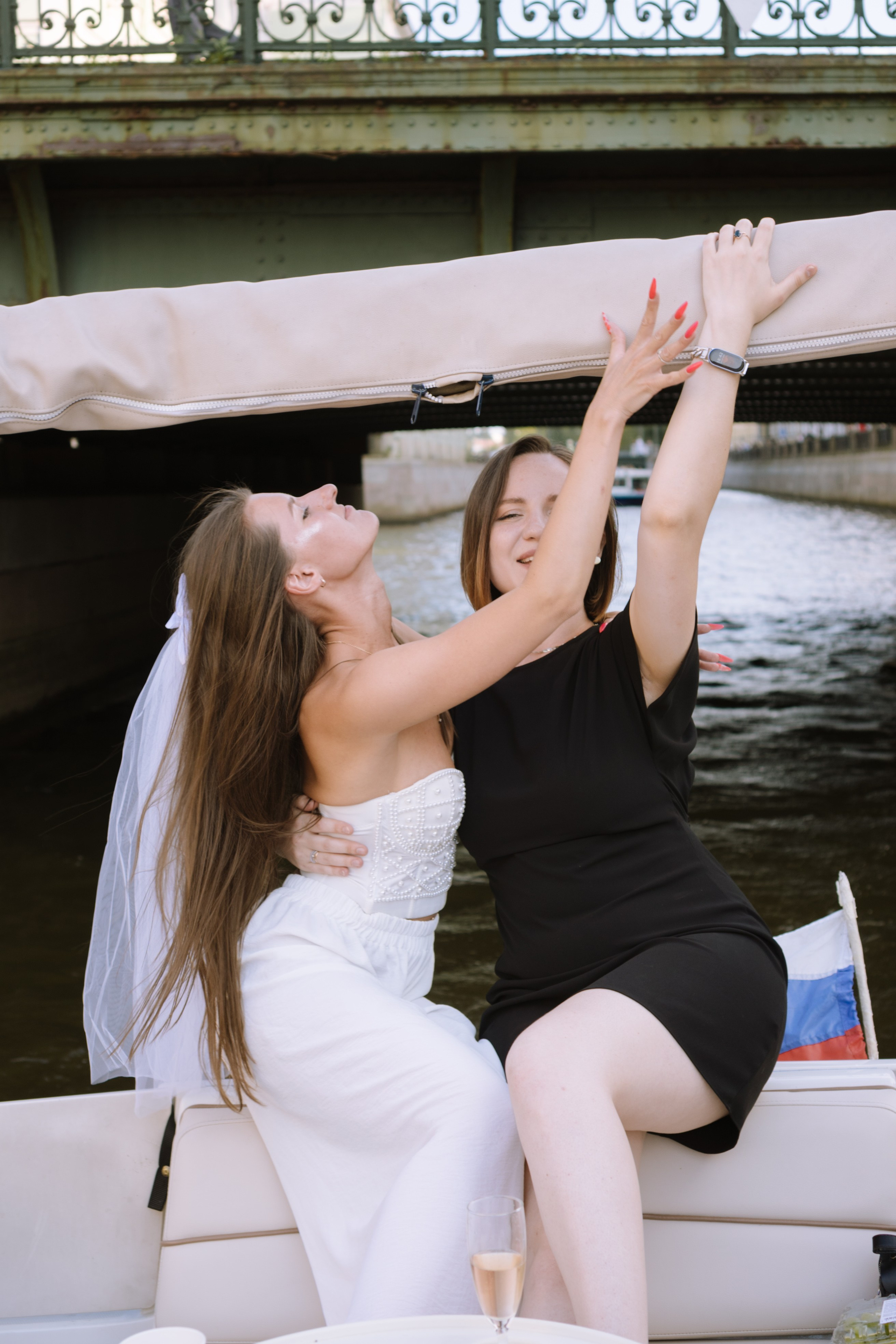 ДЕВИЧНИК НА КАТЕРЕ. Профессиональный фотограф, Санкт-Петербург — Виктория Богомолова