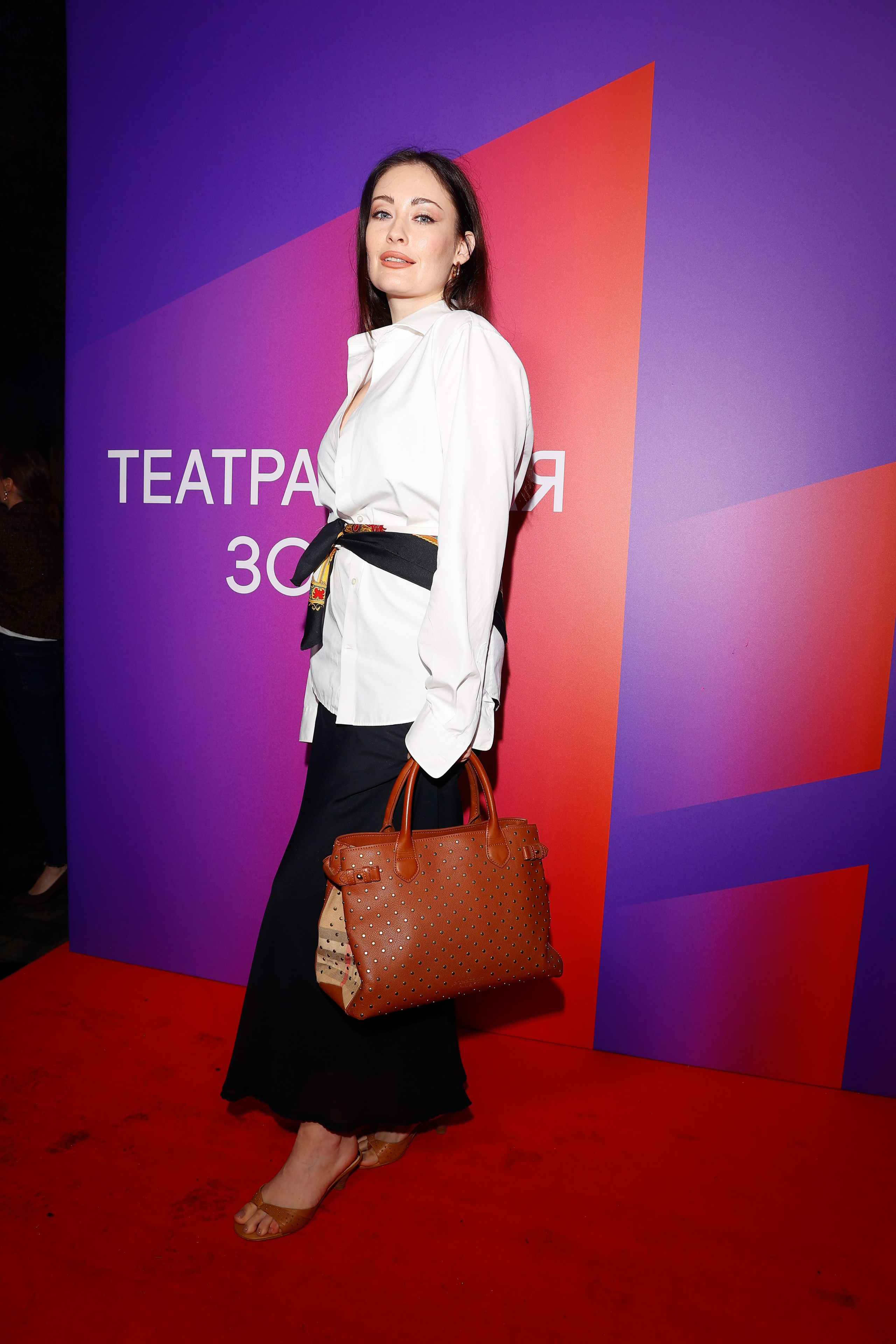 ТЕАТРАЛЬНАЯ ЗОНА | СТРЕЛКА | KION. Nikolskayasecular