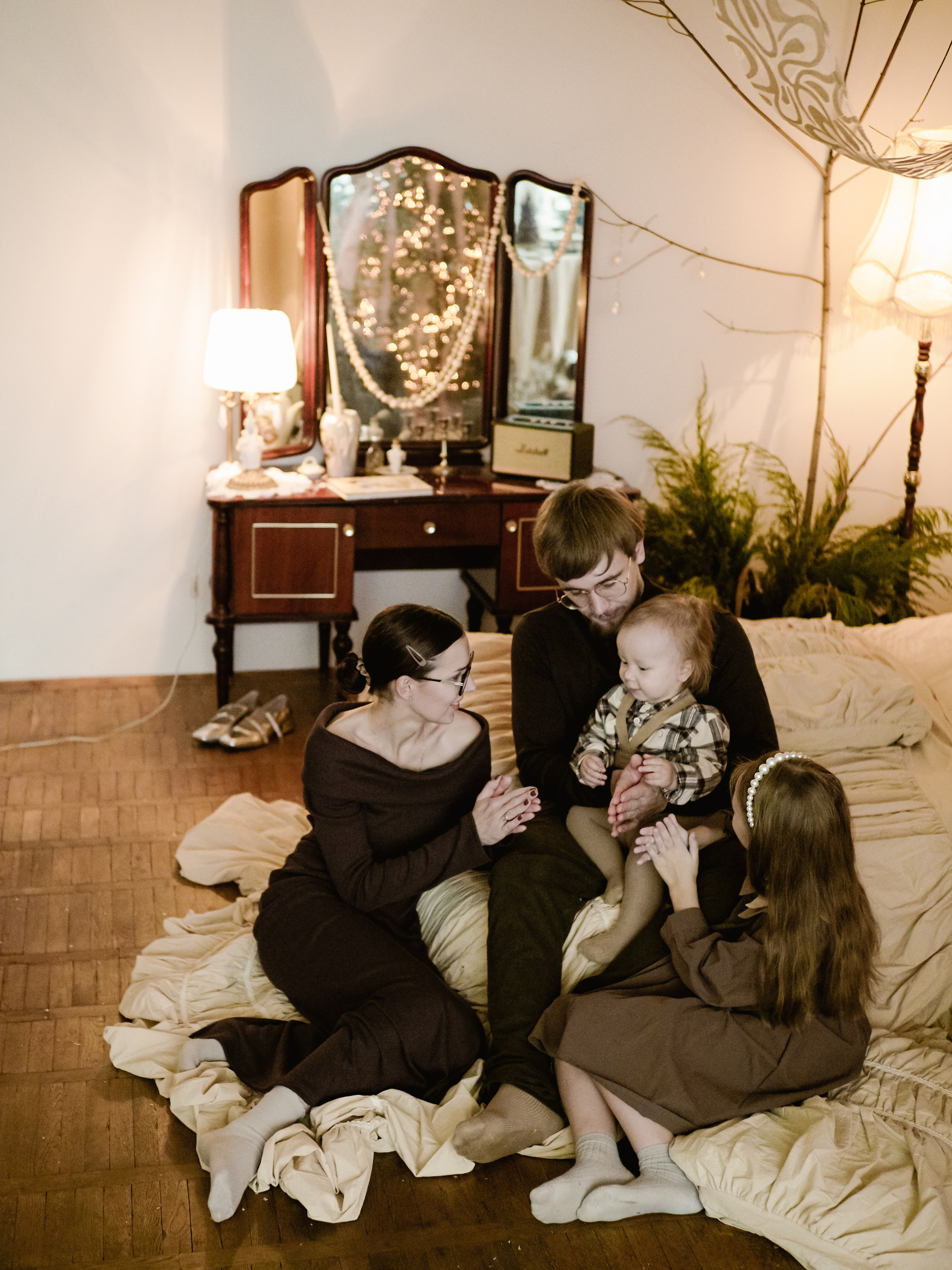 Семейные новогодние кадры стильно 🥰. Фотограф Рязань. Семейный Свадебный фотограф