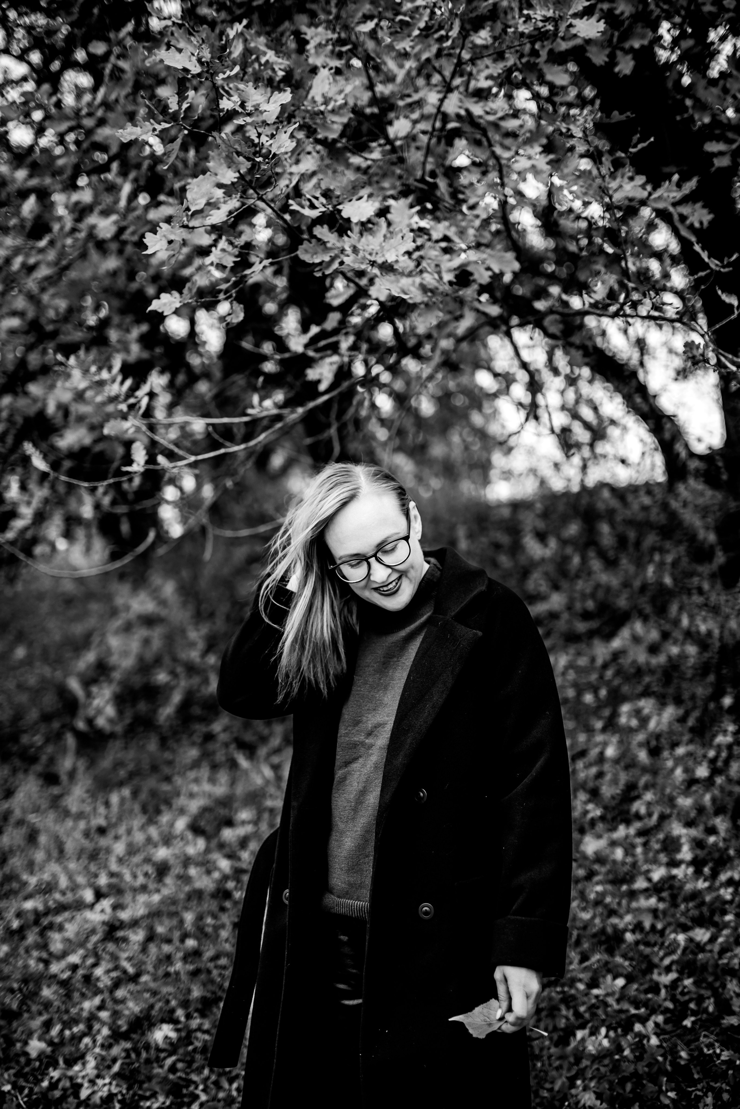 Осенняя чб фотосессия для жены в Волгограде. Фотограф в Волгограде и Волжском Александр Горбань