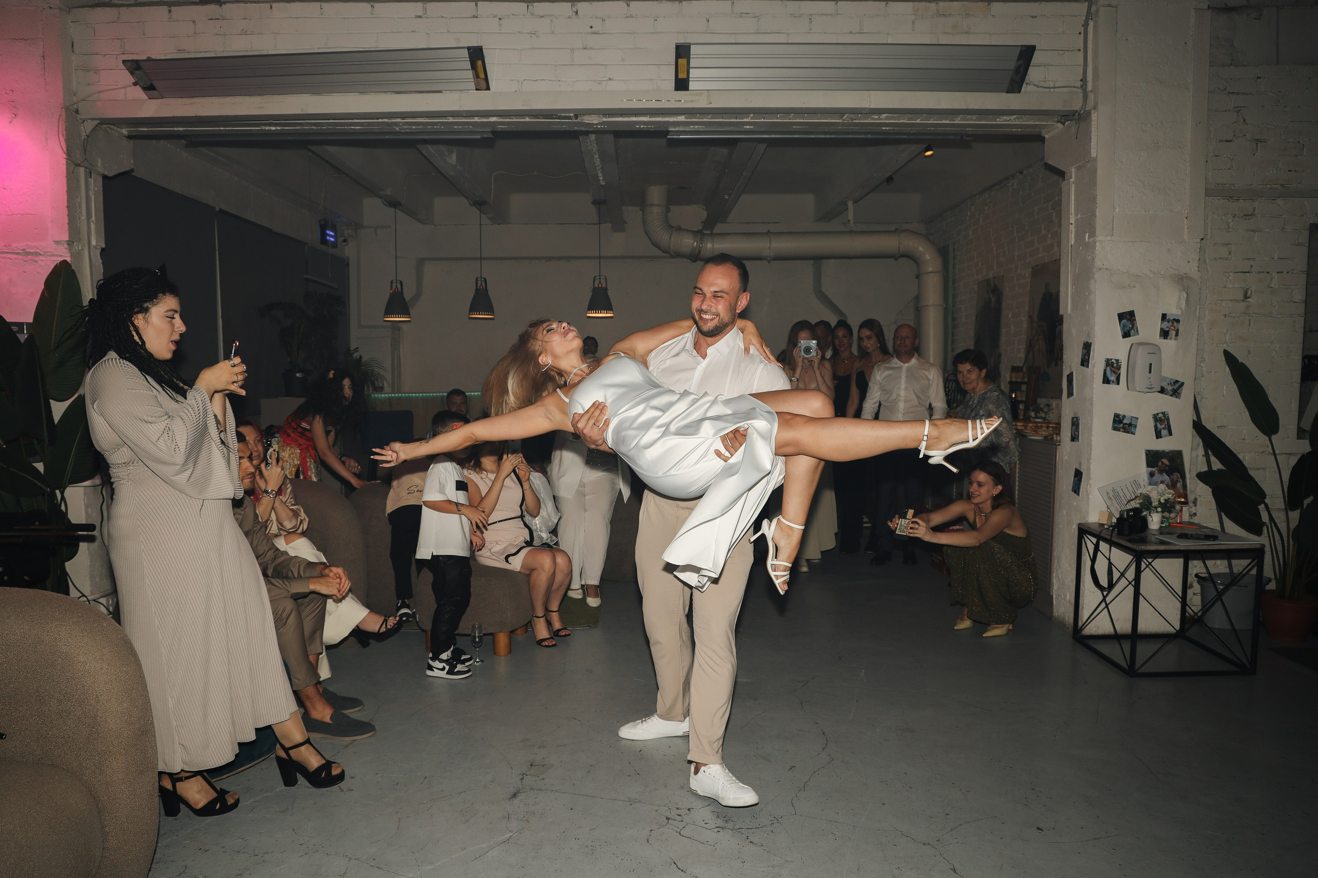 А. + С. Свадьба в лофте. Семейный и lovestory фотограф в Москве Светлана Коняхина