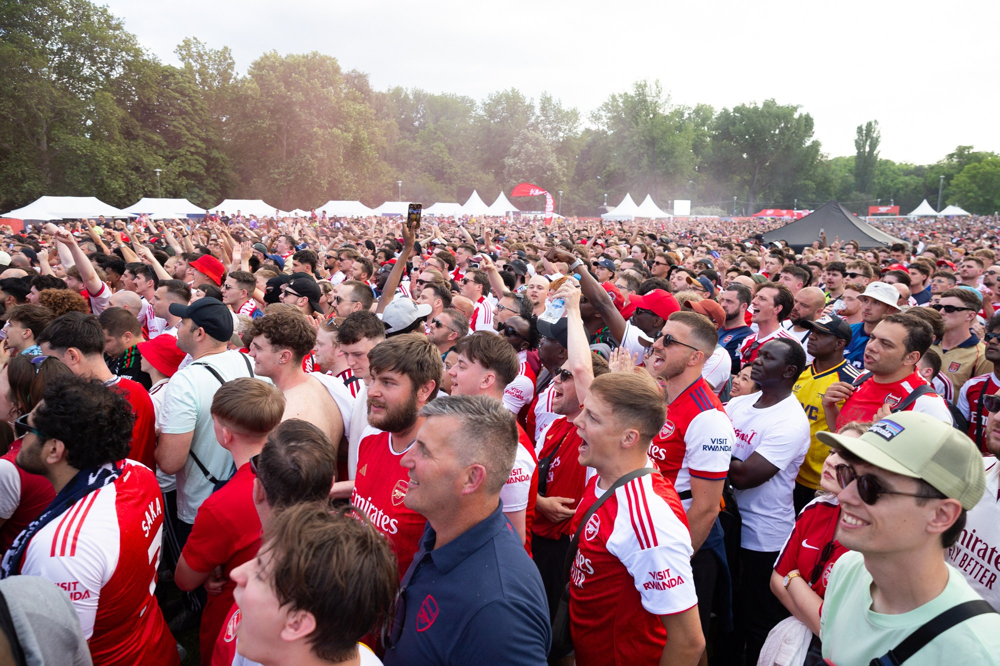 UEFA Champions League Final. Arsenal vs PSG. Budapest 2026. Arsenal Fan Zone. Photographer in Budapest  — Yura Knyazev
