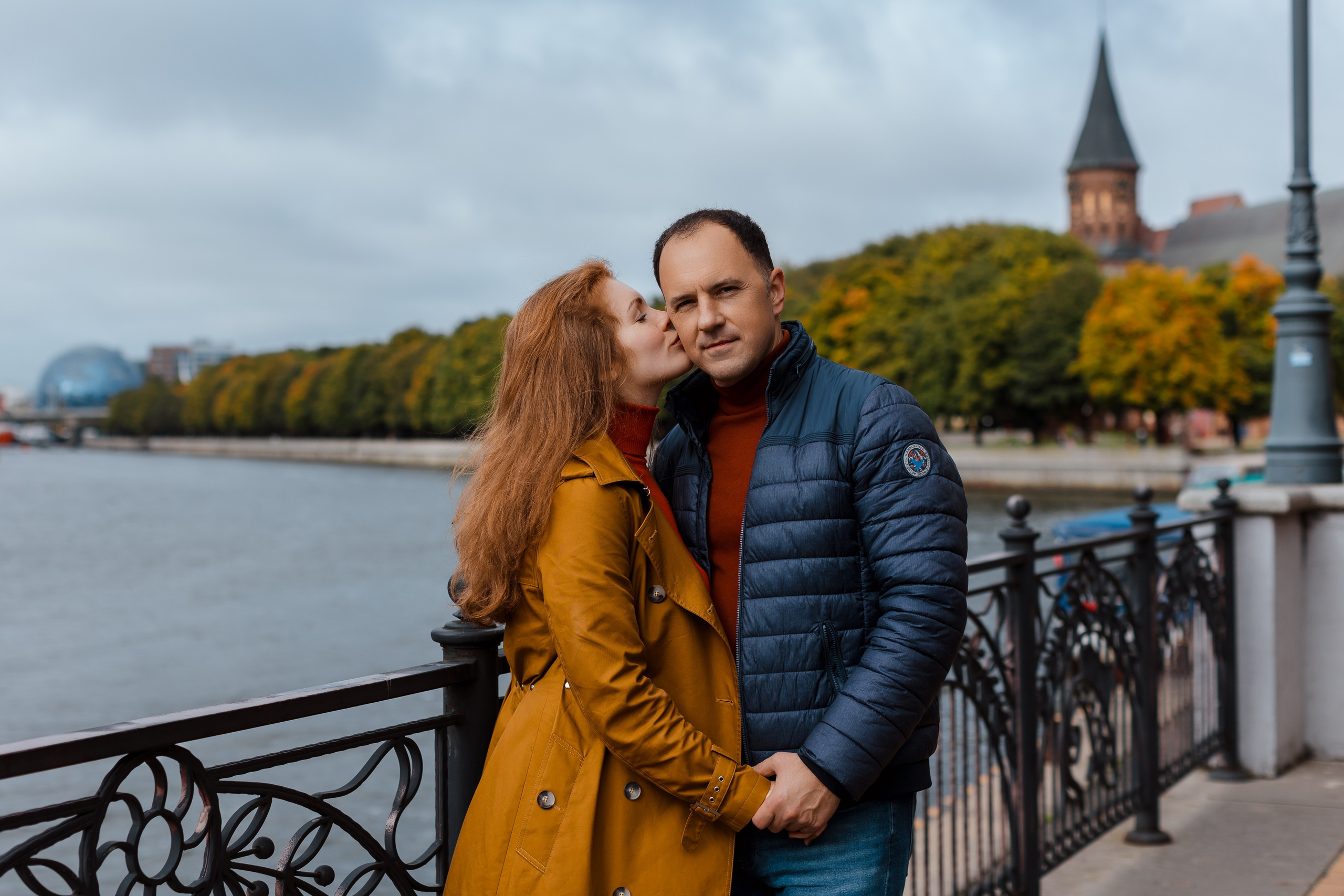 Семейная Рыбная деревня, остров Канта осень. Фотограф в Калининграде свадебная фотография, репортажная, фотосессии