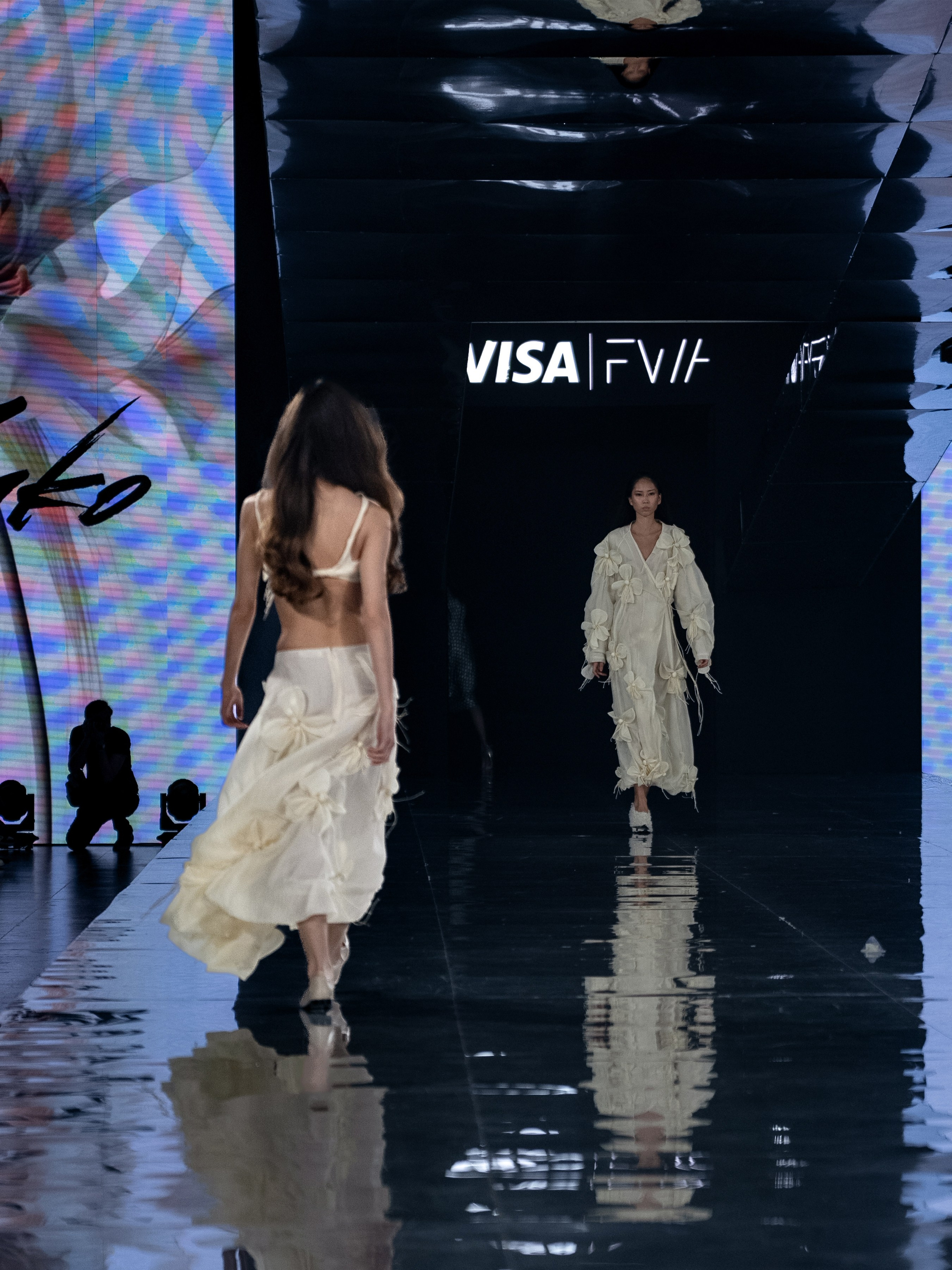Visa Fashion Week Sako. Сайт Алматинского НЮ АРТ, будуар и фэшн фотографа Дениса Карпенко