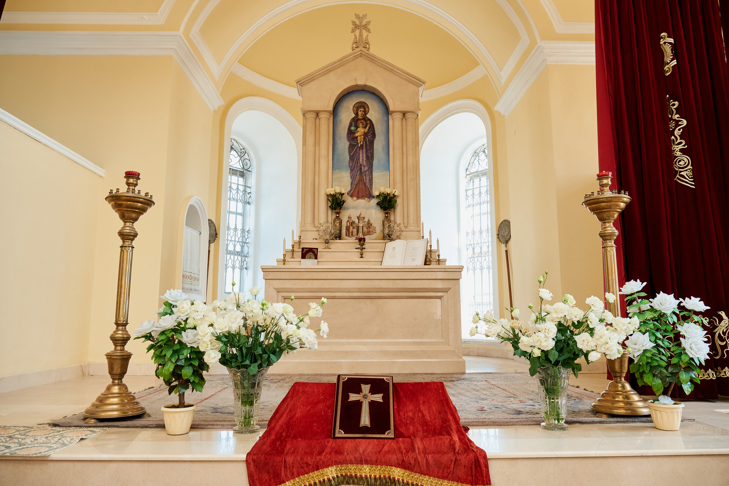 Крестины Арсена. Церковь Сурб Хач. Ростов. Фотограф Таганрог Анна Трайжон