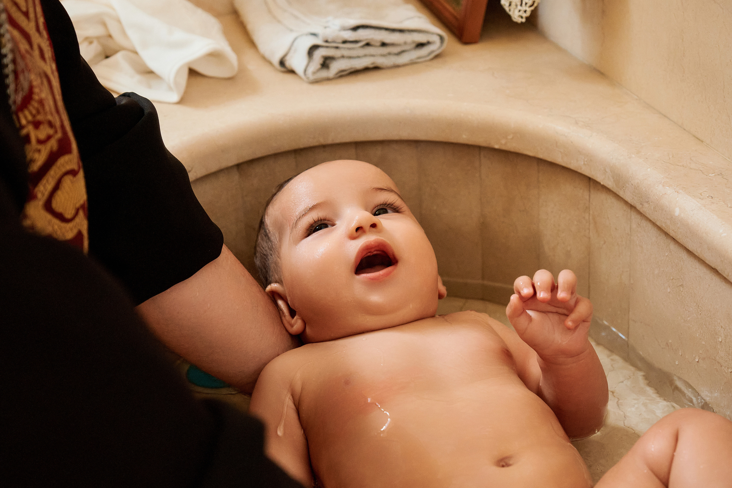 Крестины Арсена. Церковь Сурб Хач. Ростов. Фотограф Таганрог Анна Трайжон