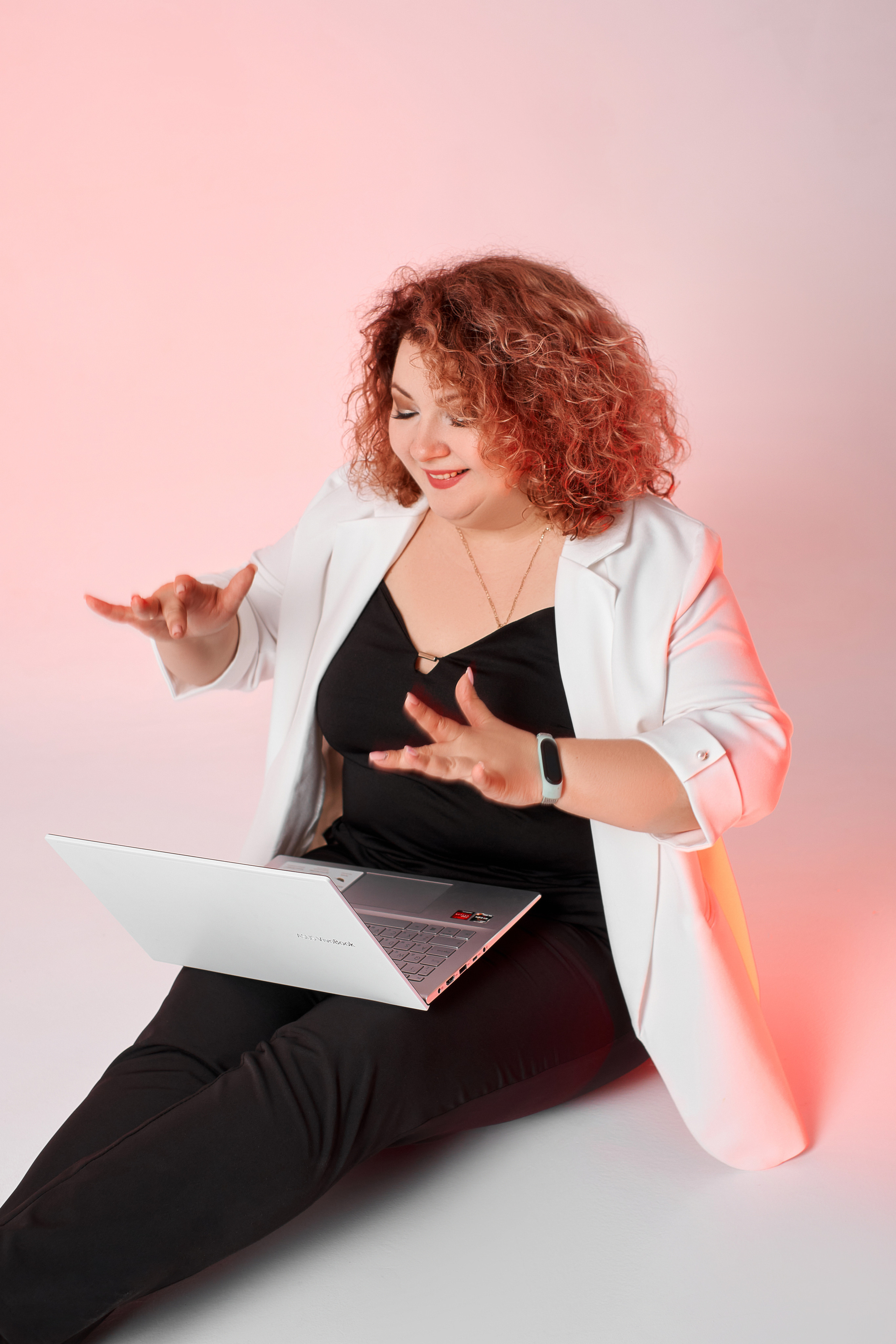 Ведущая Наталья Кожекина. Фотограф Таганрог Анна Трайжон