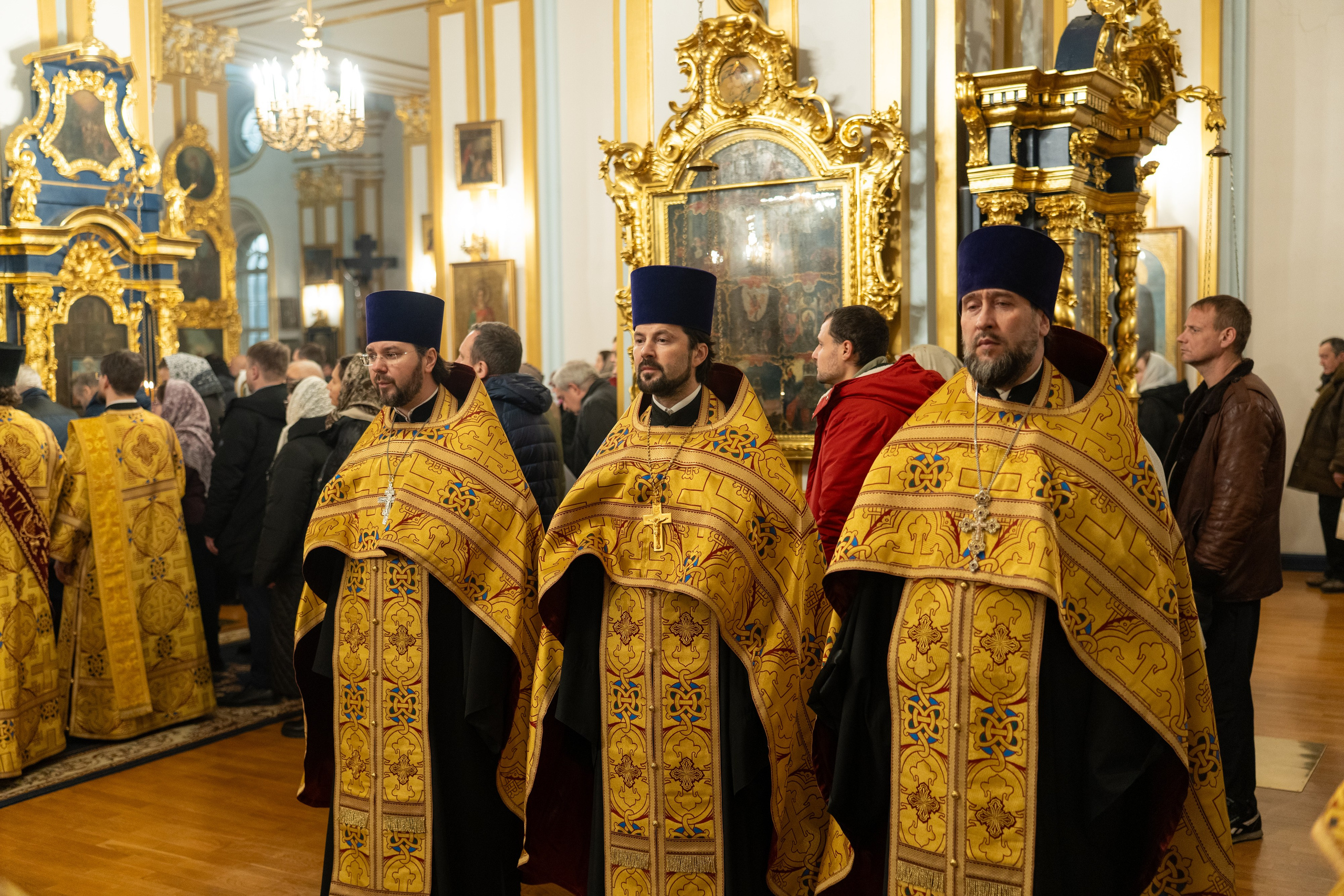 Праздничное бдение. НИКОЛО-БОГОЯВЛЕНСКИЙ МОРСКОЙ СОБОР