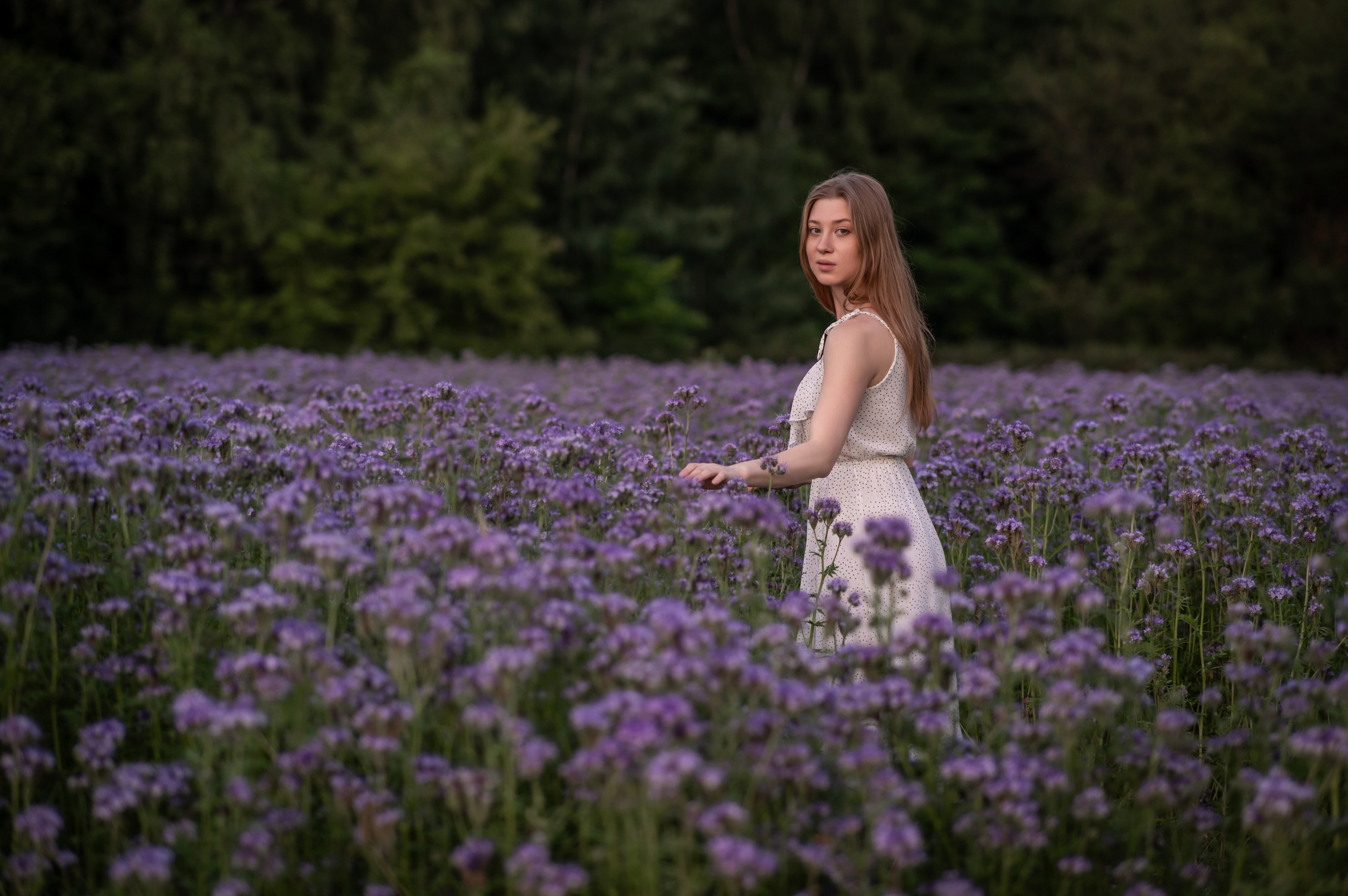 Анастасия в кинодеревне (Горки Ленинские)