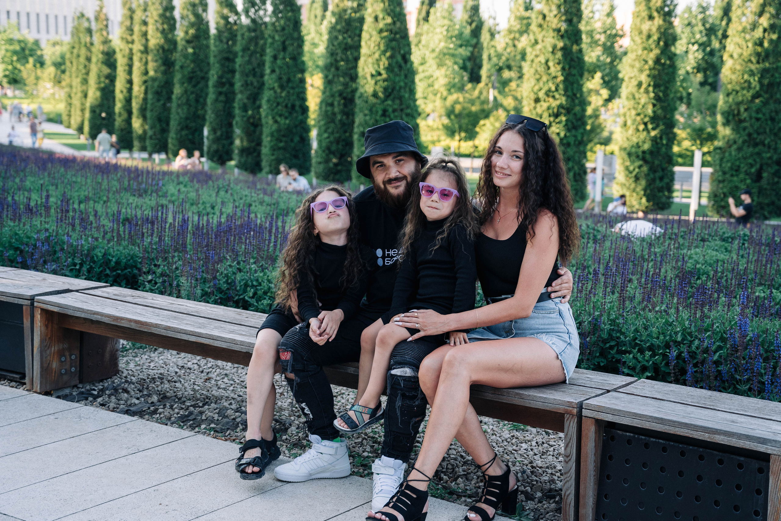 Семейная прогулка