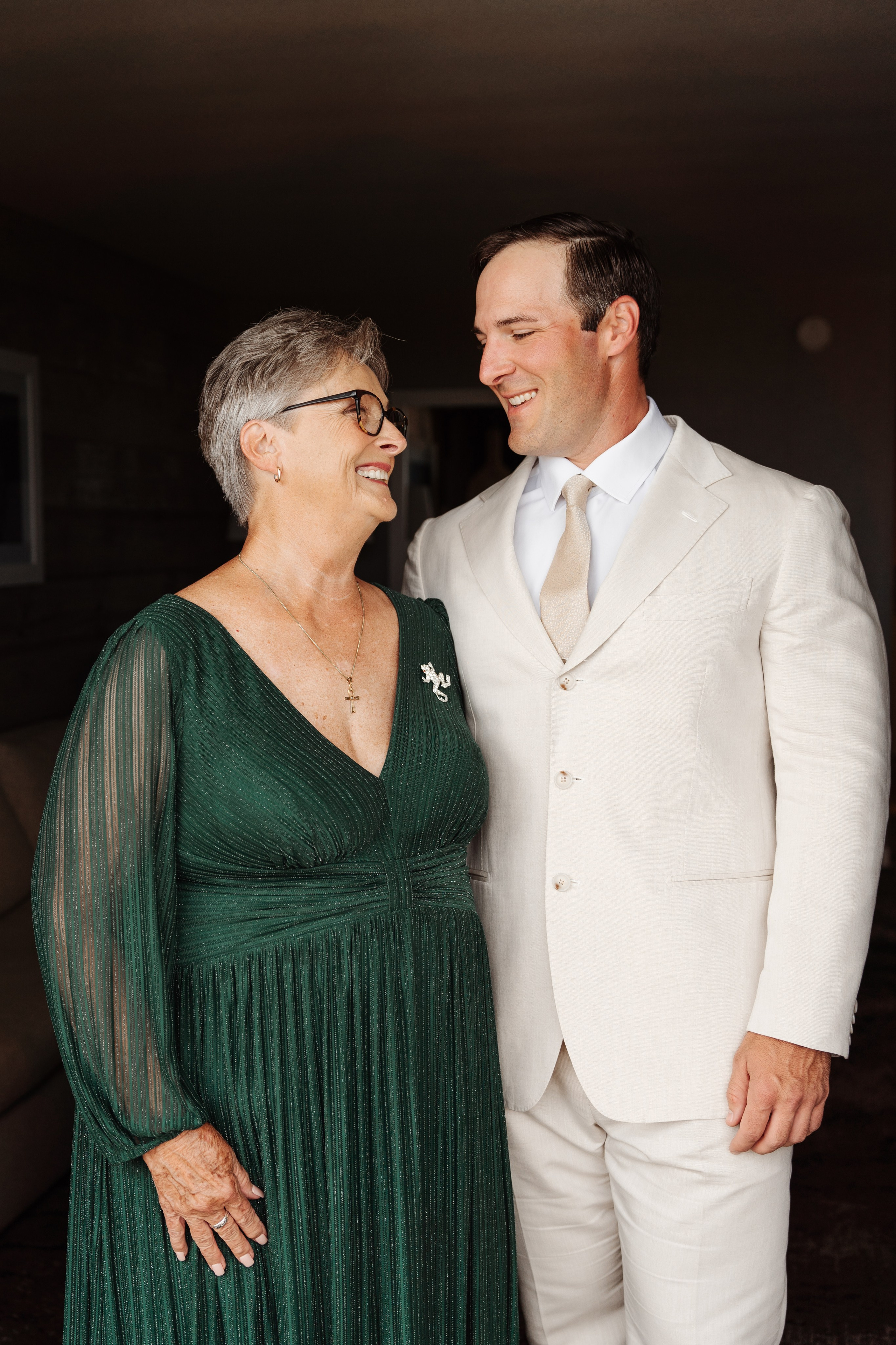 2025-08-16_BryanAmber. Ретушер Зенькевич Света