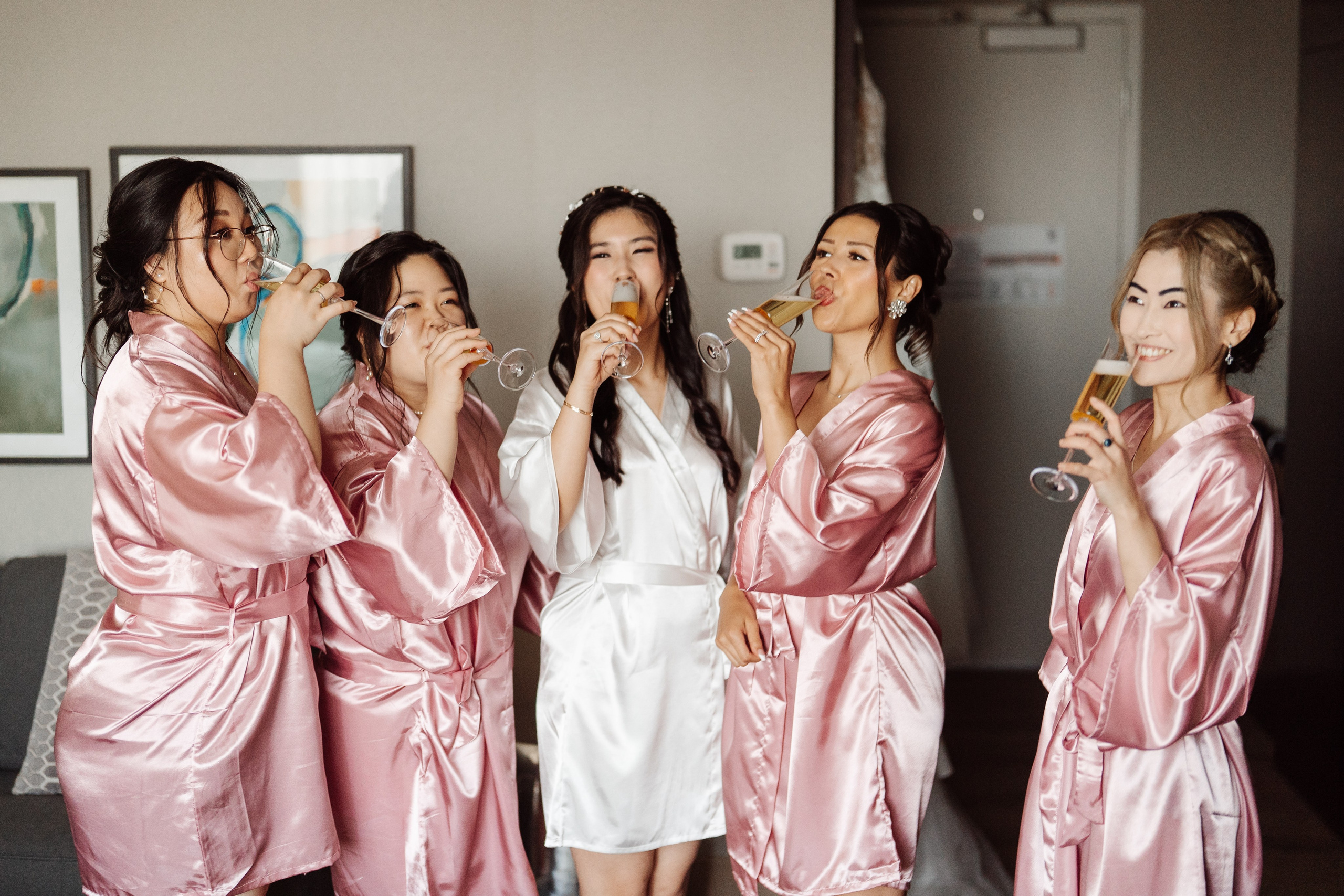 2025-08-16_AndreaChristopher. Ретушер Зенькевич Света