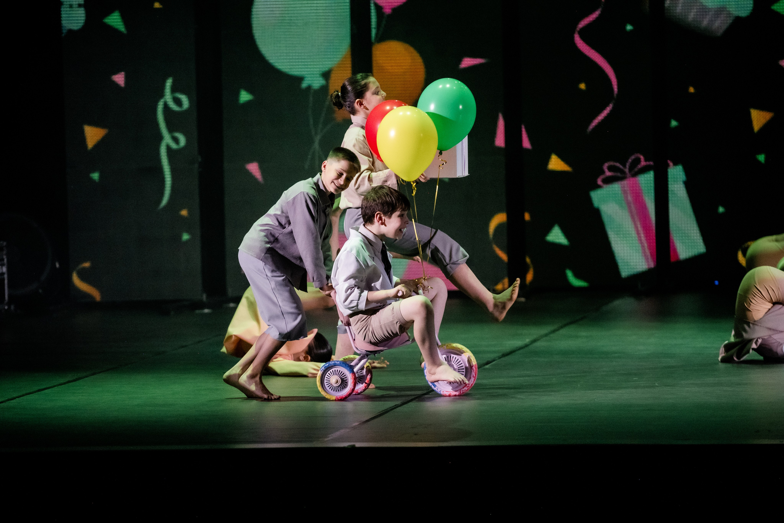 Концерты студии современной хореографии Пространные танцы. Дом детской фотографии Арсюткиной Наталии™