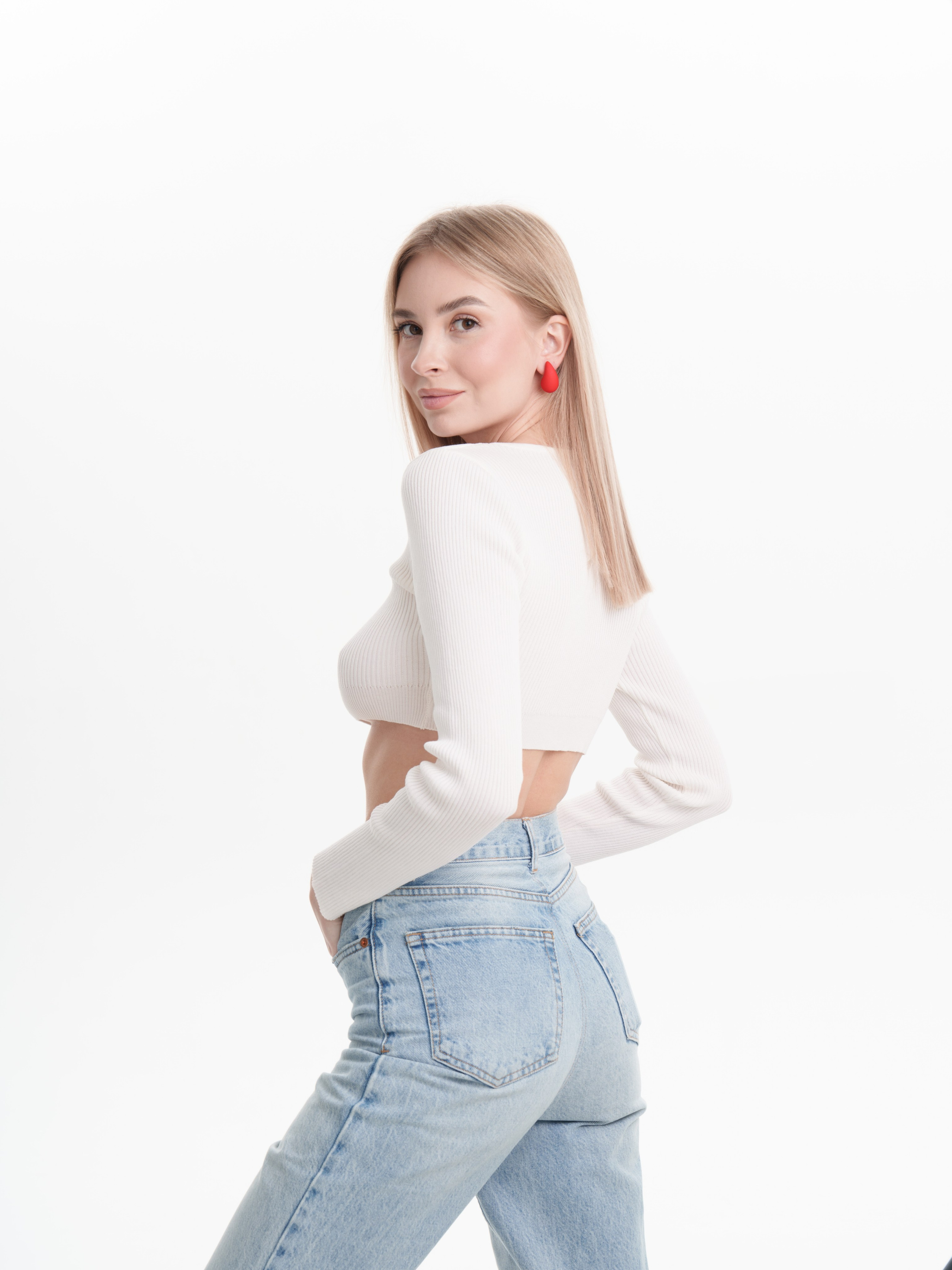 Съемка сережек для WB и OZON. Портретный и Контент фотограф Григорий Семенов (Grifon) в Ижевске