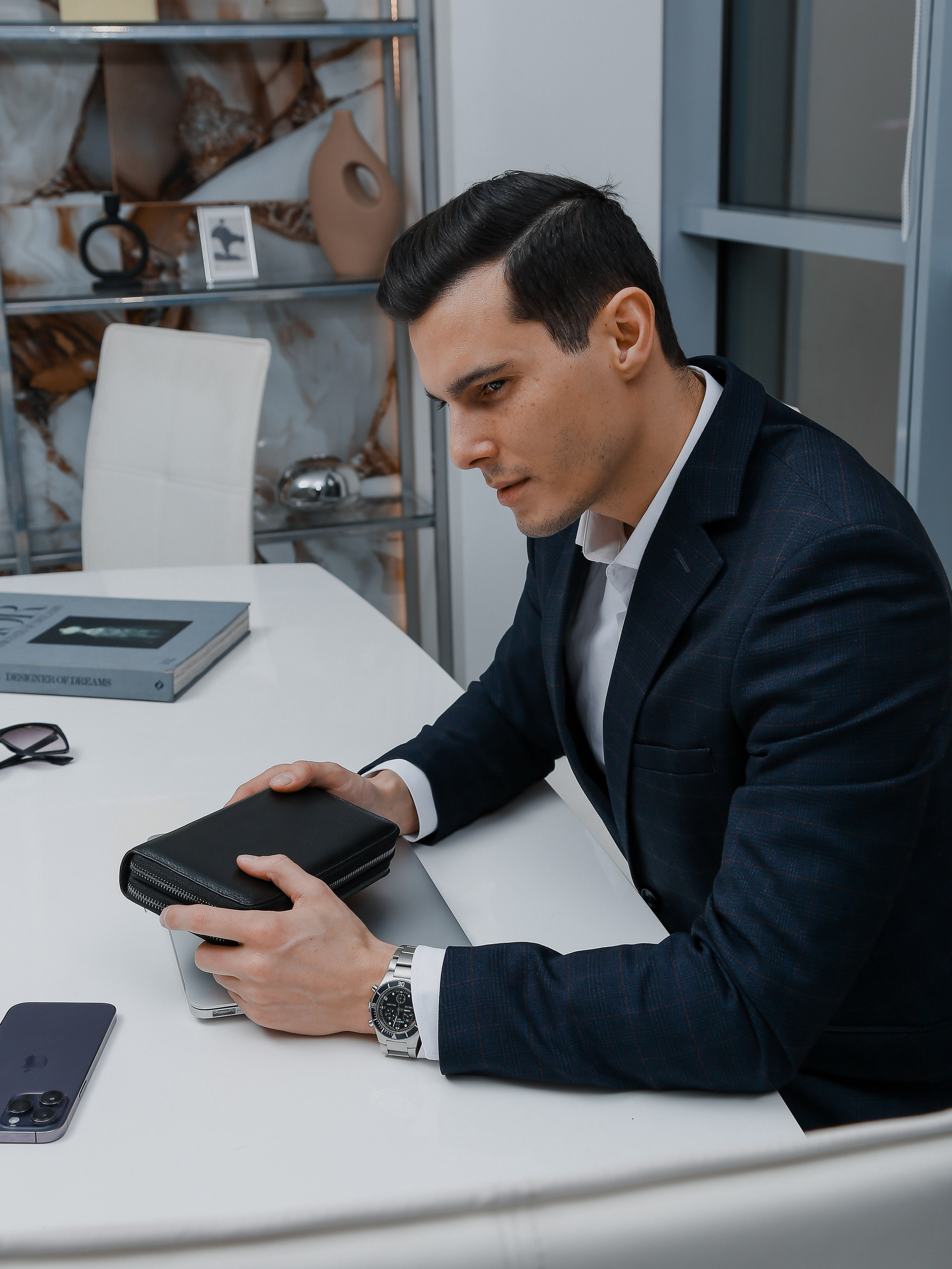 Имиджевые съемки для маркетплейсов, социальных сетей и интернет магазинов. Коммерческая фотосессия СПб. Fashion фотограф в Санкт-Петербурге Савинова Ирина