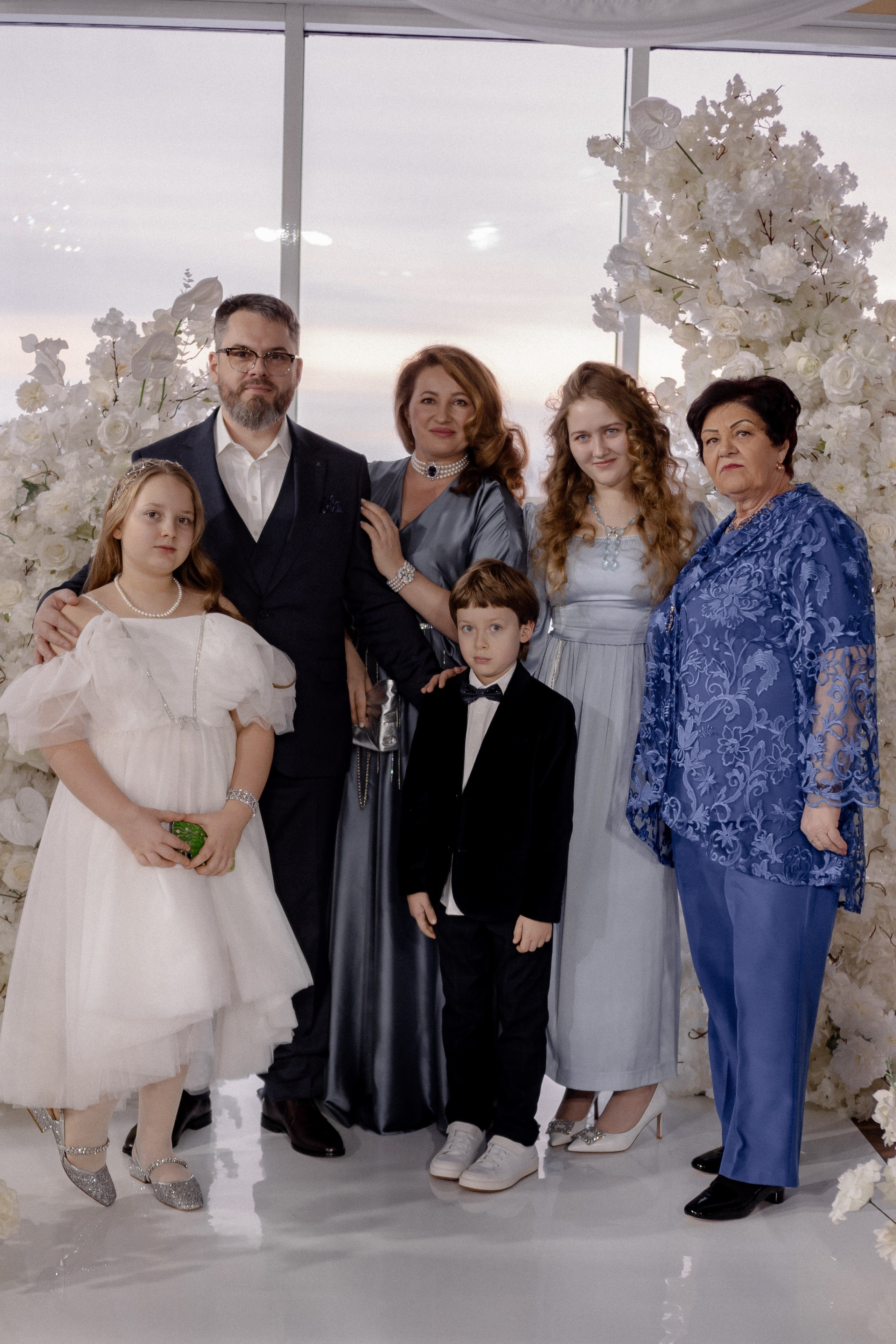 СВАДЕБНАЯ СЬЕМКА СБОРОВ В ОТЕЛЕ И ВЫЕЗД НА ЦЕРЕМОНИЮ (СНЯТО В СИБИРЕ В НИЖНЕВАРТОВСКЕ). Профессиональный фотограф, Санкт-Петербург — Виктория Богомолова