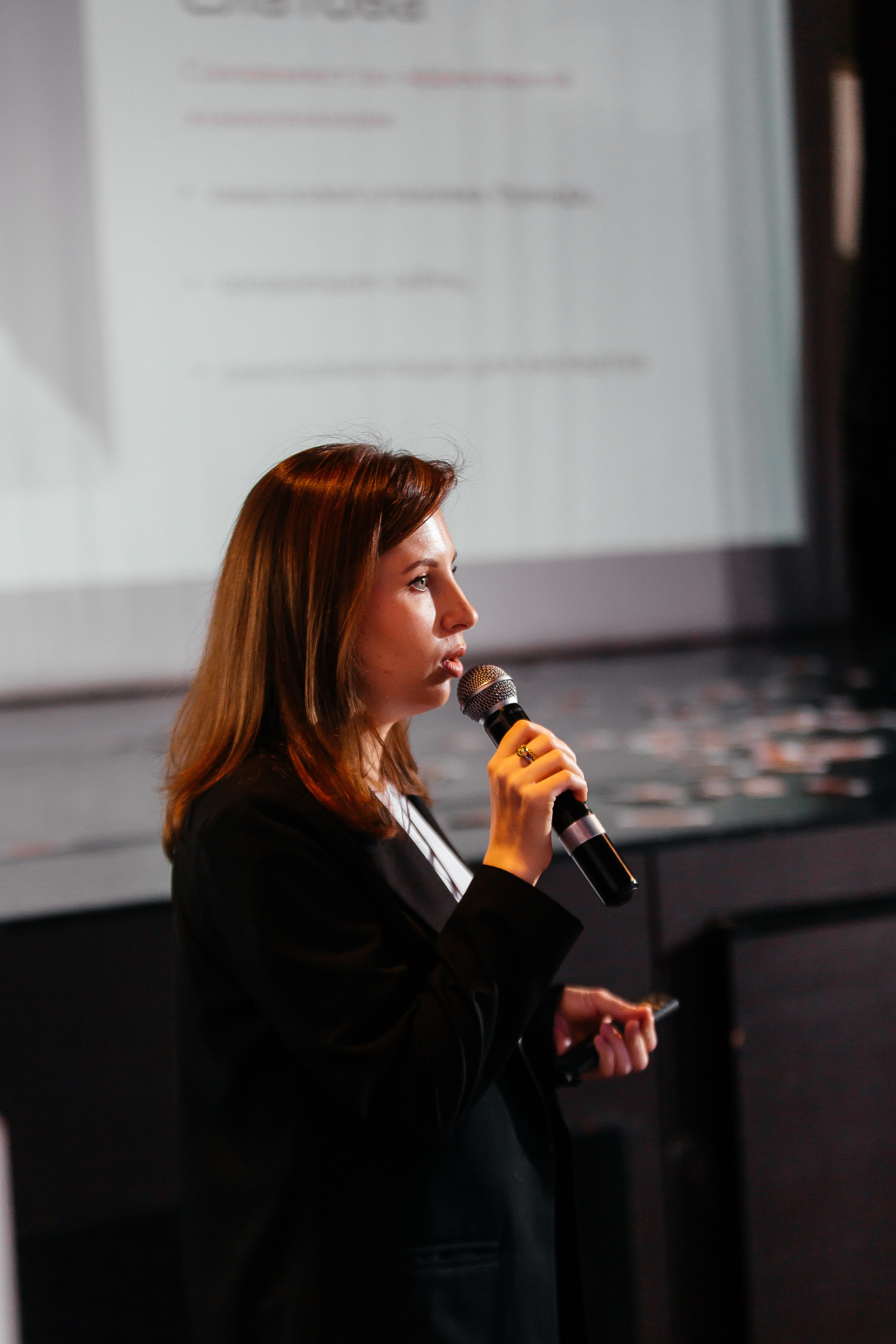 Фотозона+выступление спикеров. Фотограф в Красноярске Надежда Воскресенская