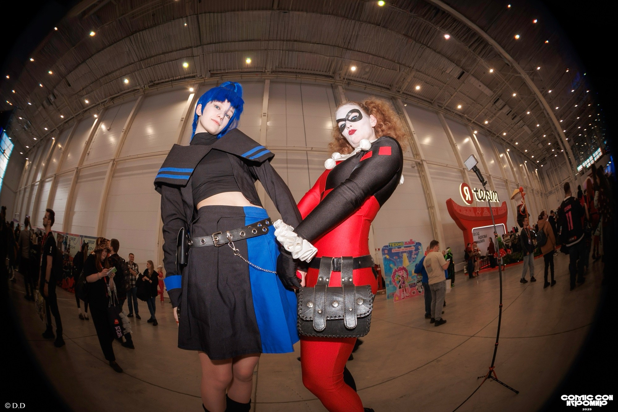 Comic Con Игромир 2025. Различные мероприятия и просто фотографии людей