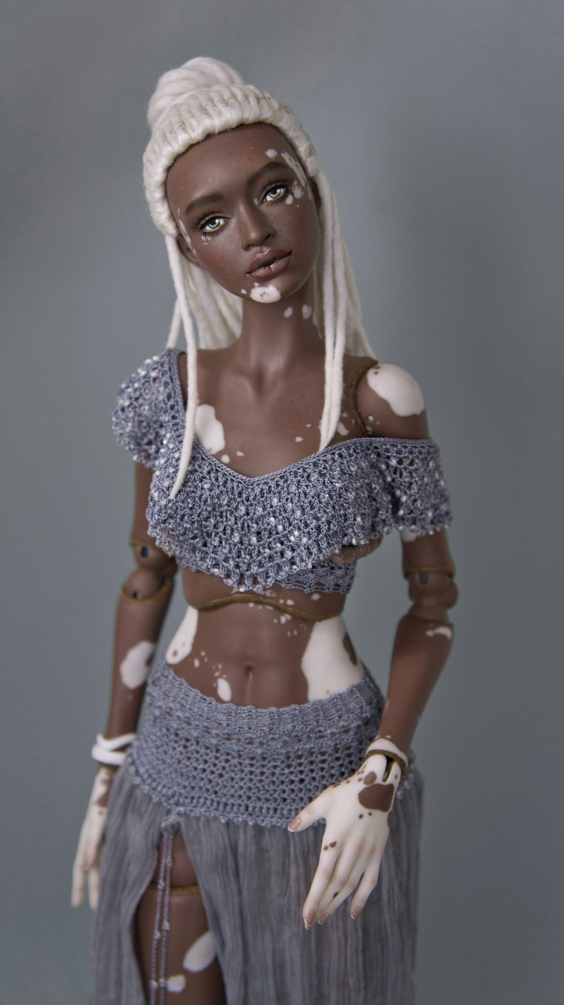 ГАЛЕРЕЯ. Авторские Шарнирные куклы и украшения из фарфора Алексаны Лавринчук