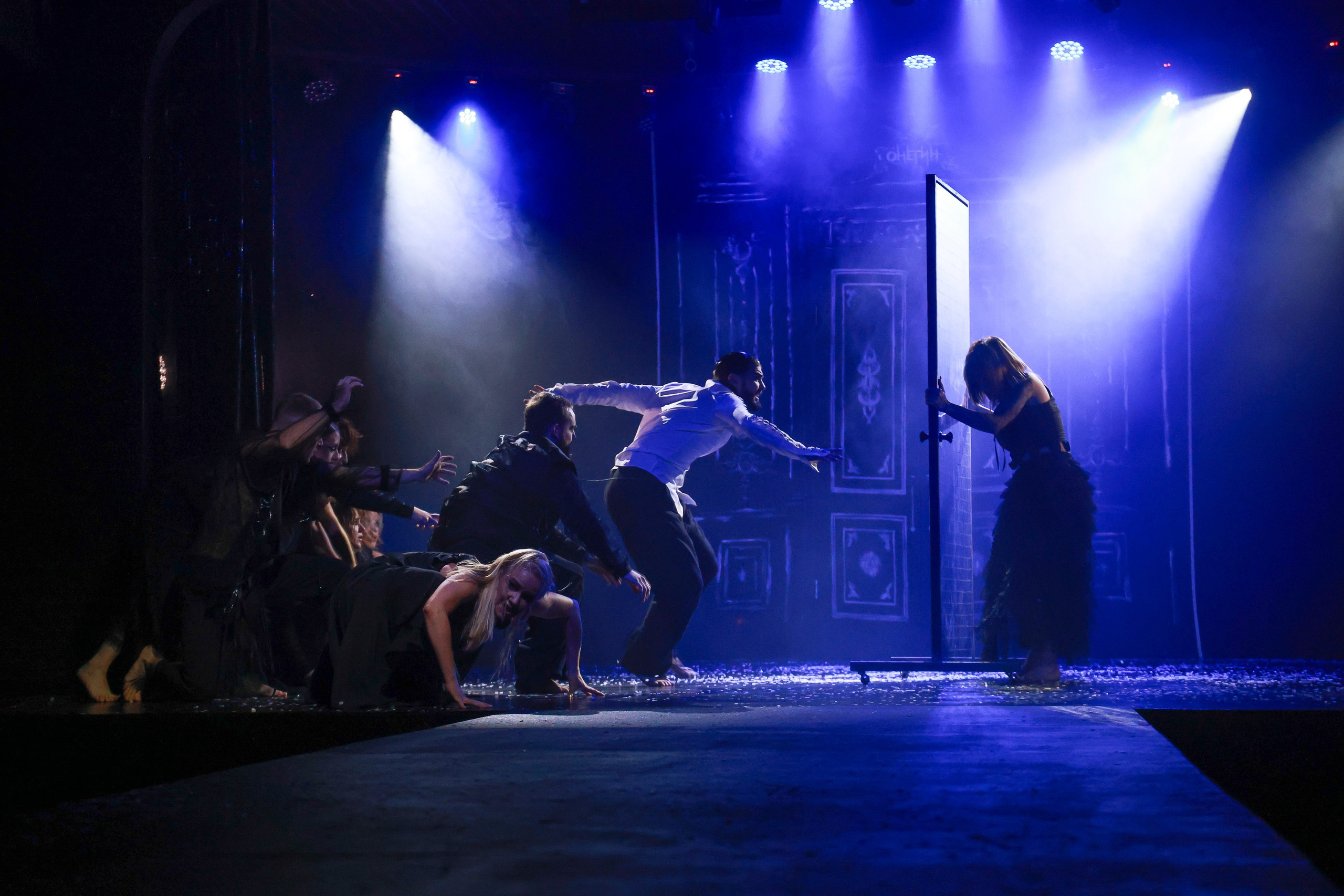 Пластический спектакль Онегин _ IVEX. Фотограф Юлия Мальцева