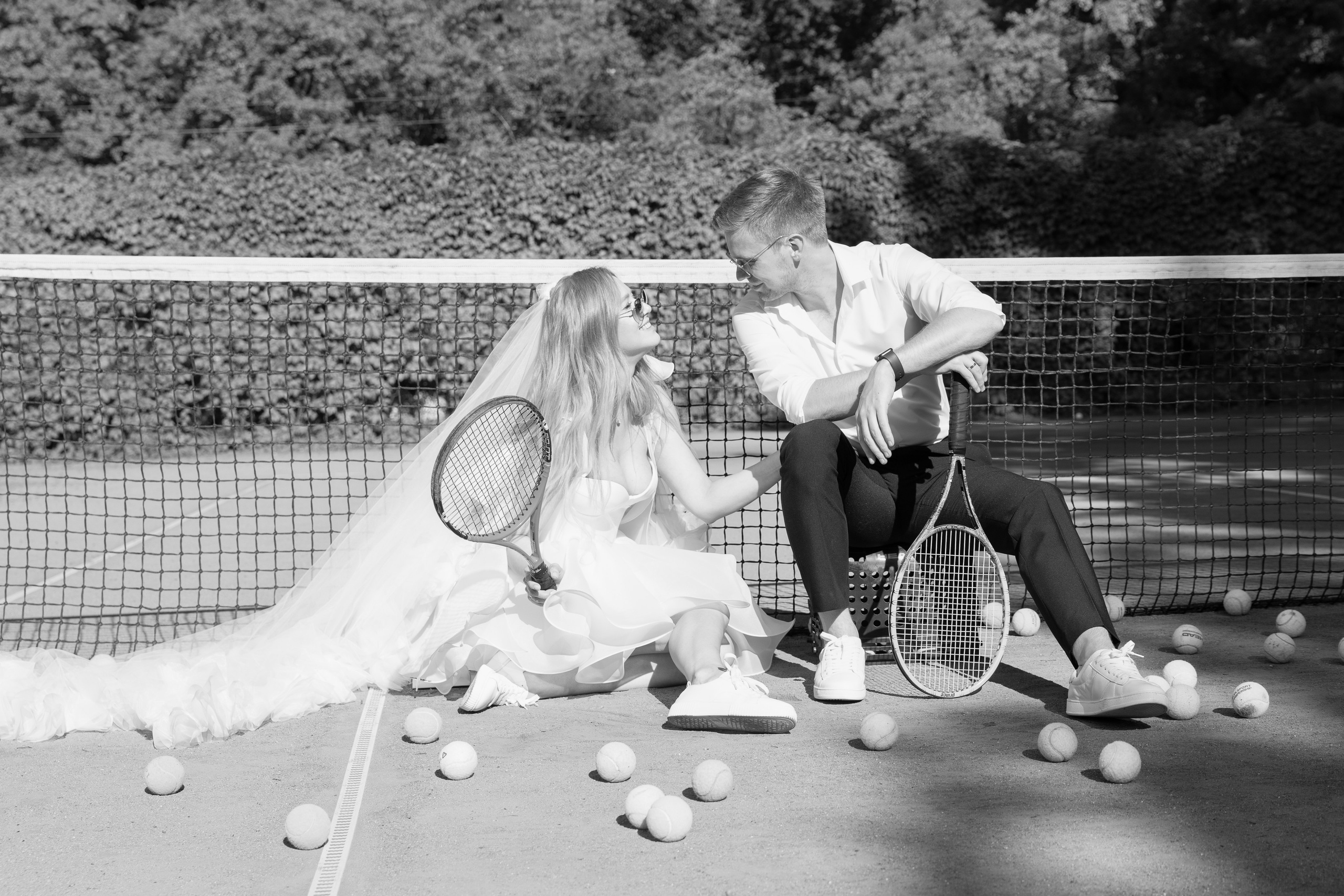 Свадебная лавстори на теннисном корте. Фотограф в Санкт-Петербурге Вагнер Юлия