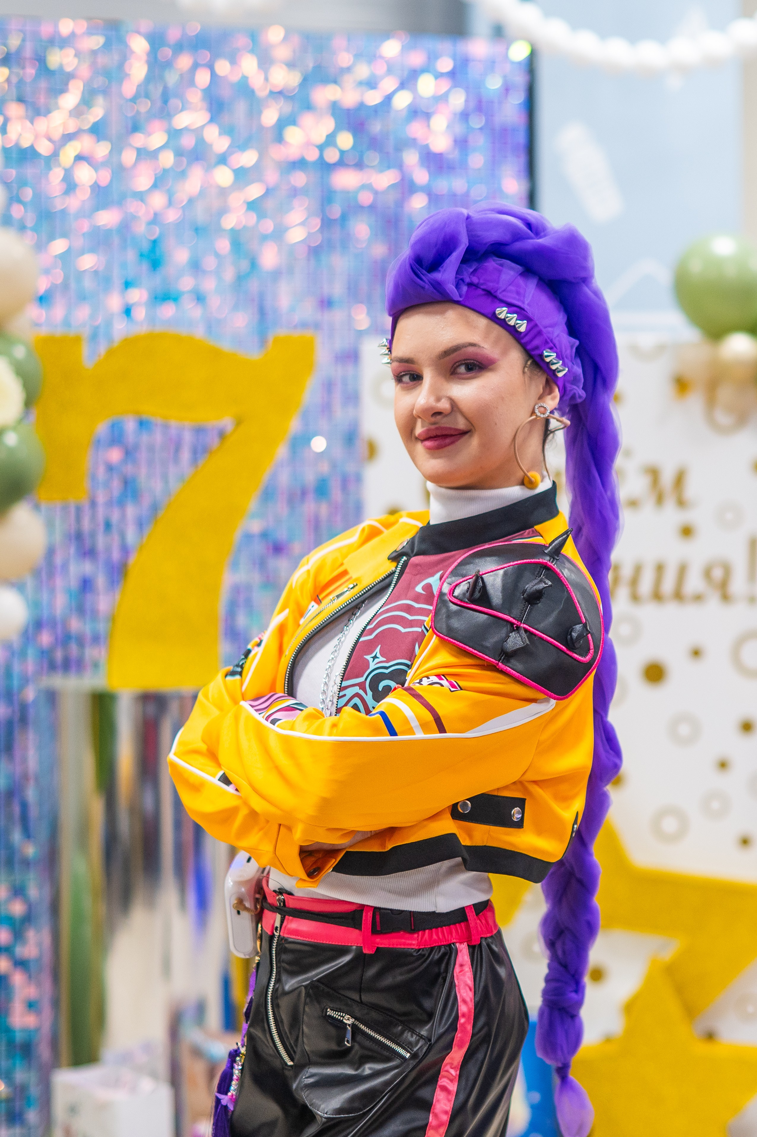 День Рождения Аленочки в Ниндзя Кидс в гости к ней пришла Супер Звезда Руми. Я Ольга Казанцева, фотографирую снимаю ваши киноистории и печатаю фото и цифровые портреты на холсте