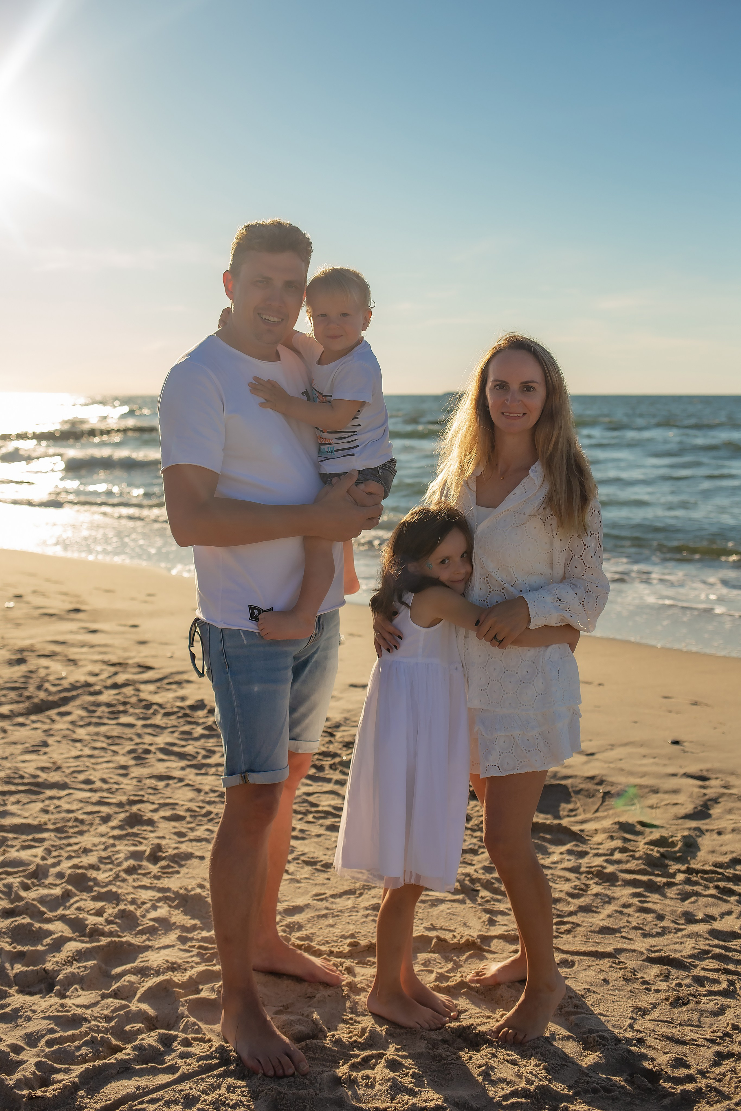 Иван, Ирина, Варя и Гордей. Малиновка. Фотограф в Калининграде Решетникова Алина