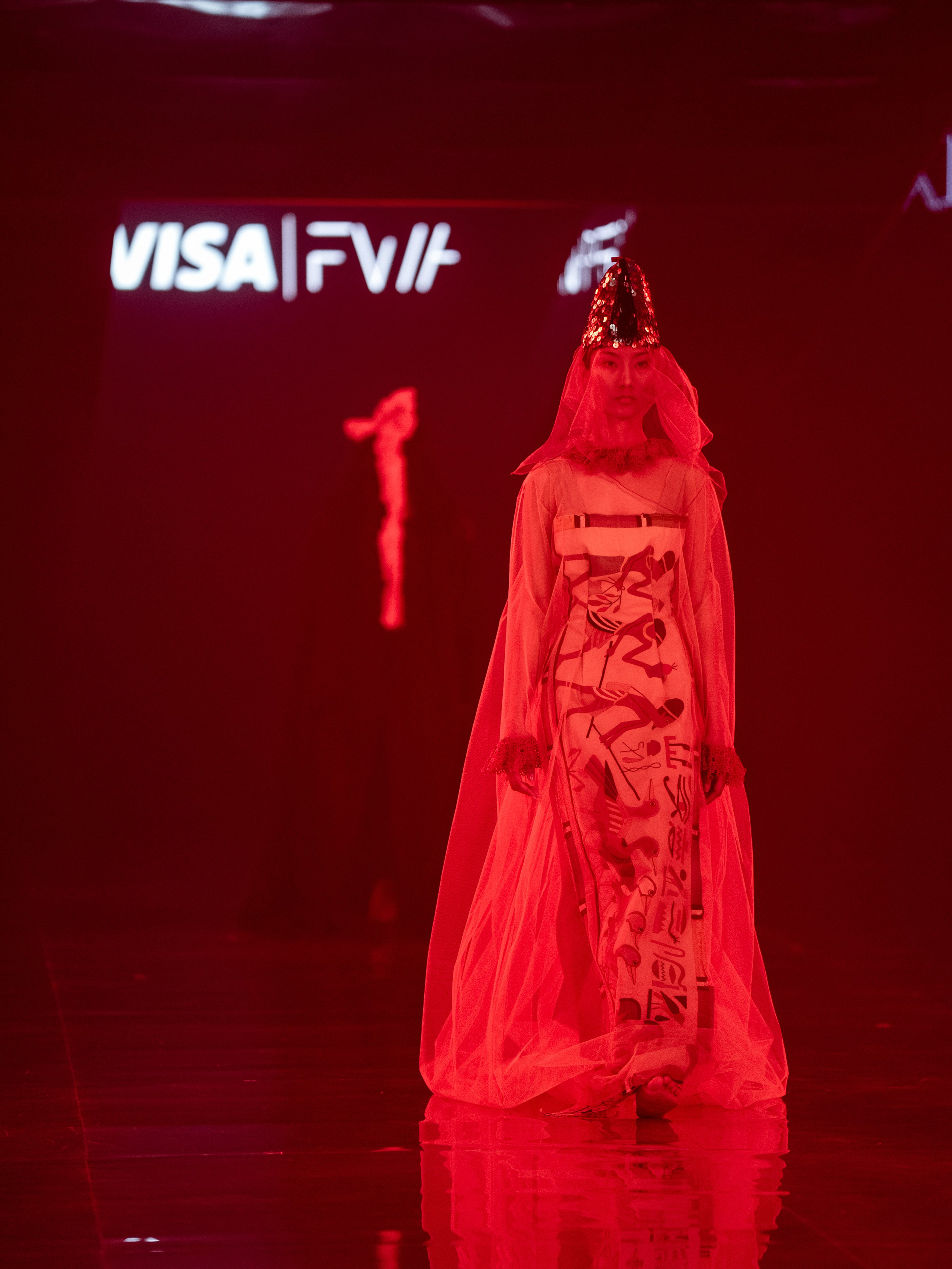 Visa Fashion week Maison Artc. Сайт Алматинского НЮ АРТ, будуар и фэшн фотографа Дениса Карпенко