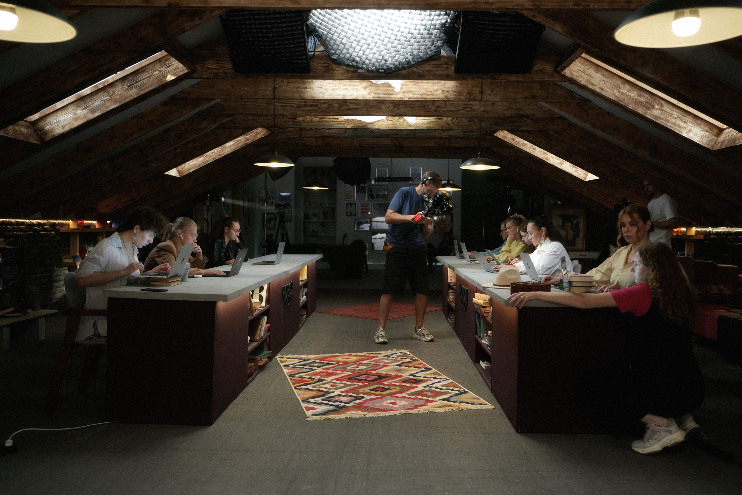 НОВОЕ СЛОВО. ANNA — PHOTOGRAPHER