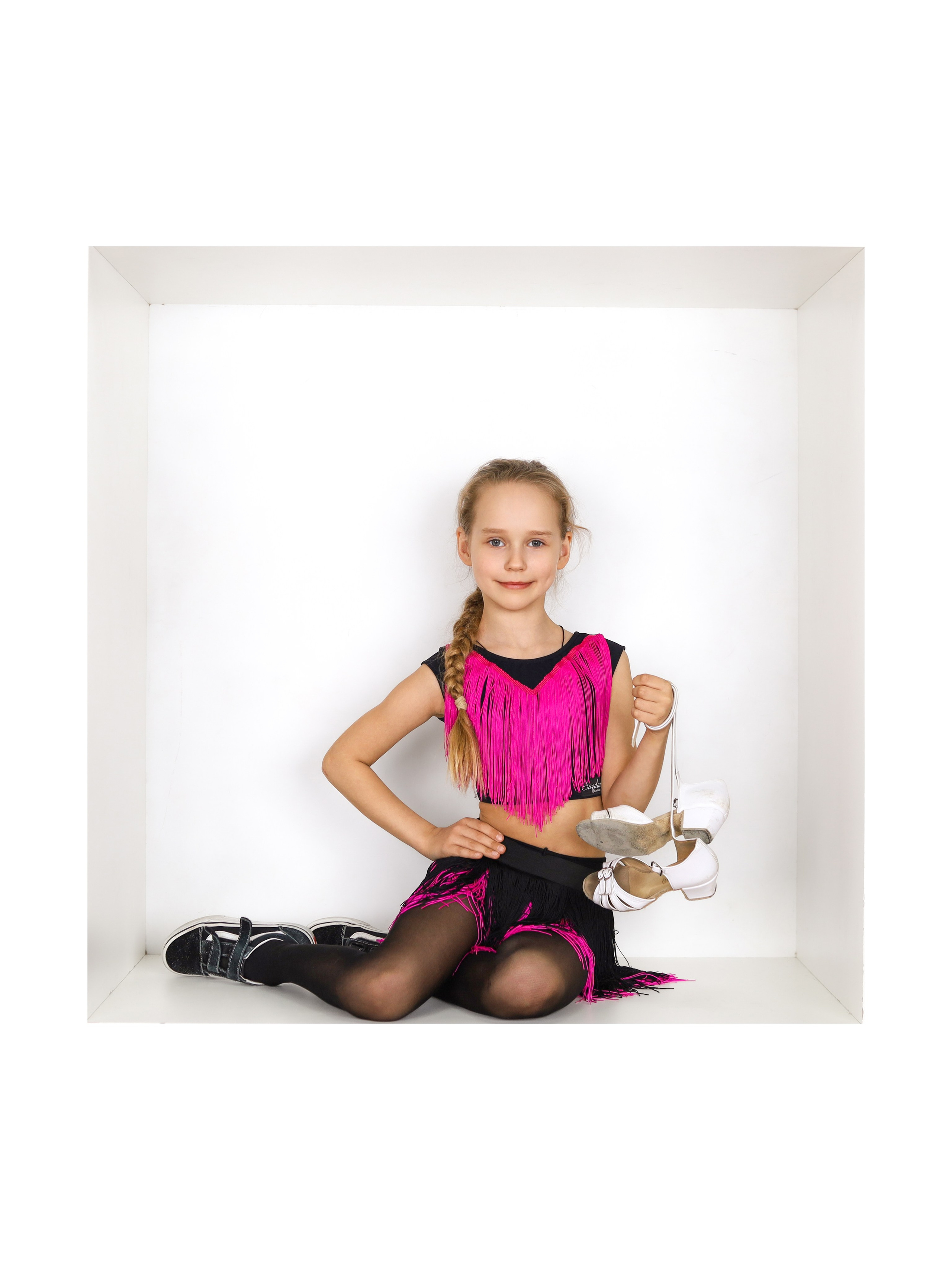 Альбом «В кубе» для начальной школы. Выпускные альбомы в Тюмени для школ, садов, вузов спортивных секций