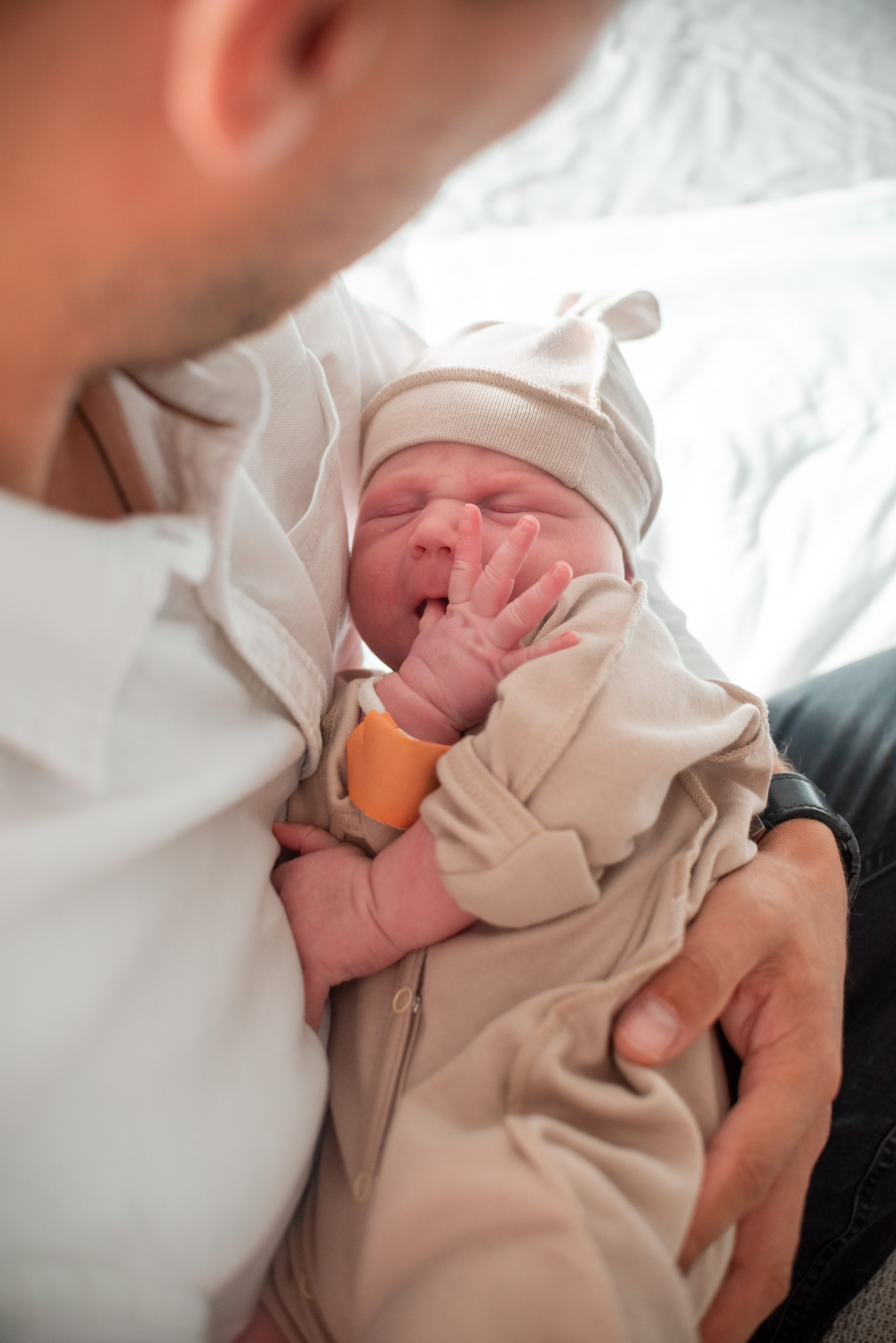 Выписка Константина 2РД. Семейный фотограф на выписку из роддома и крещение Минск Настя Гришук