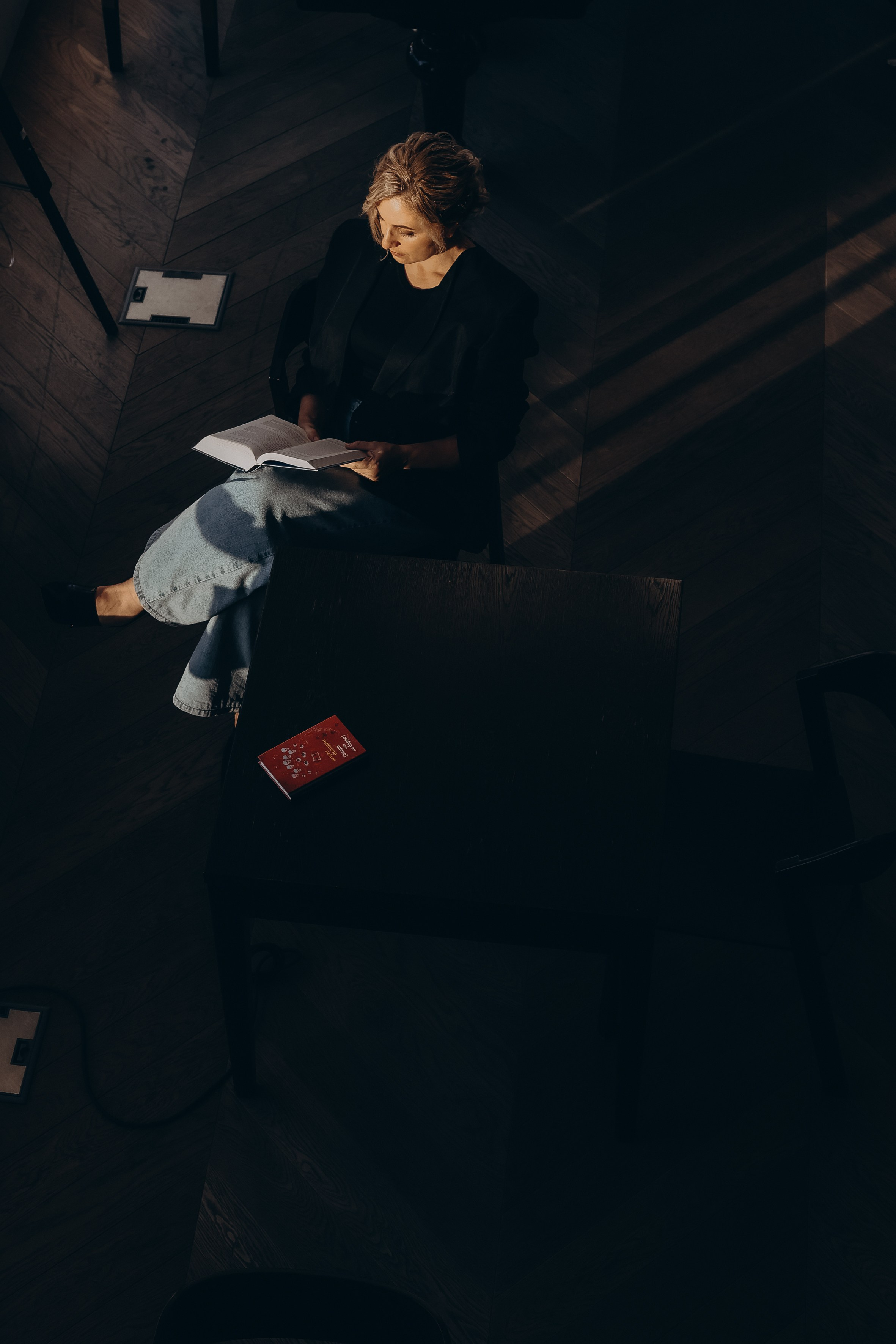 Яна и библиотека (репортажный портрет). Портретный и репортажный фотограф в Москве, Ольга Ларема