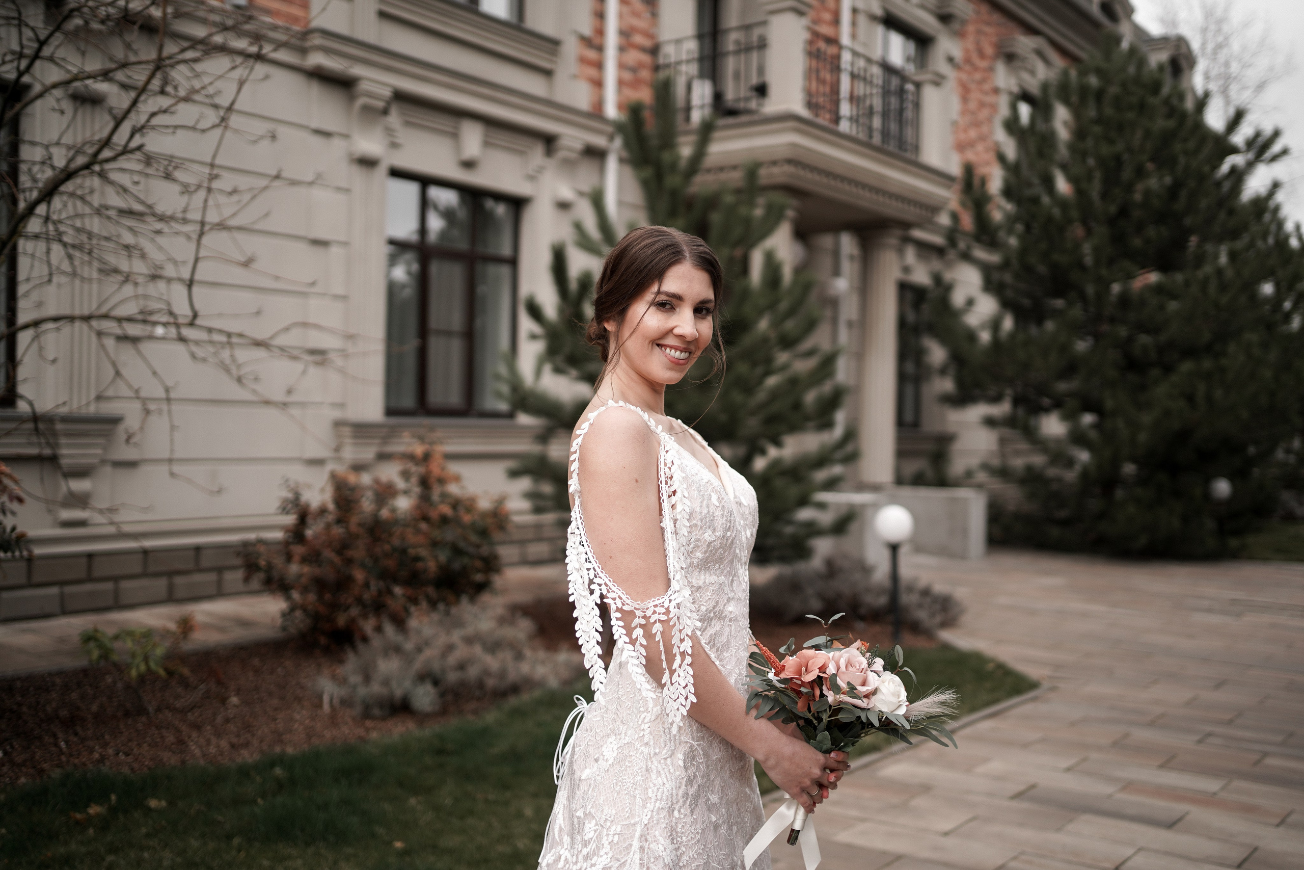 Свадебная фотосессия в Графском парке. Ростов-на-Дону. Свадебный фотограф в Ростове-на-Дону. Таинство Крещения и Венчания, семейные фотосессии. Алёна Чёботова