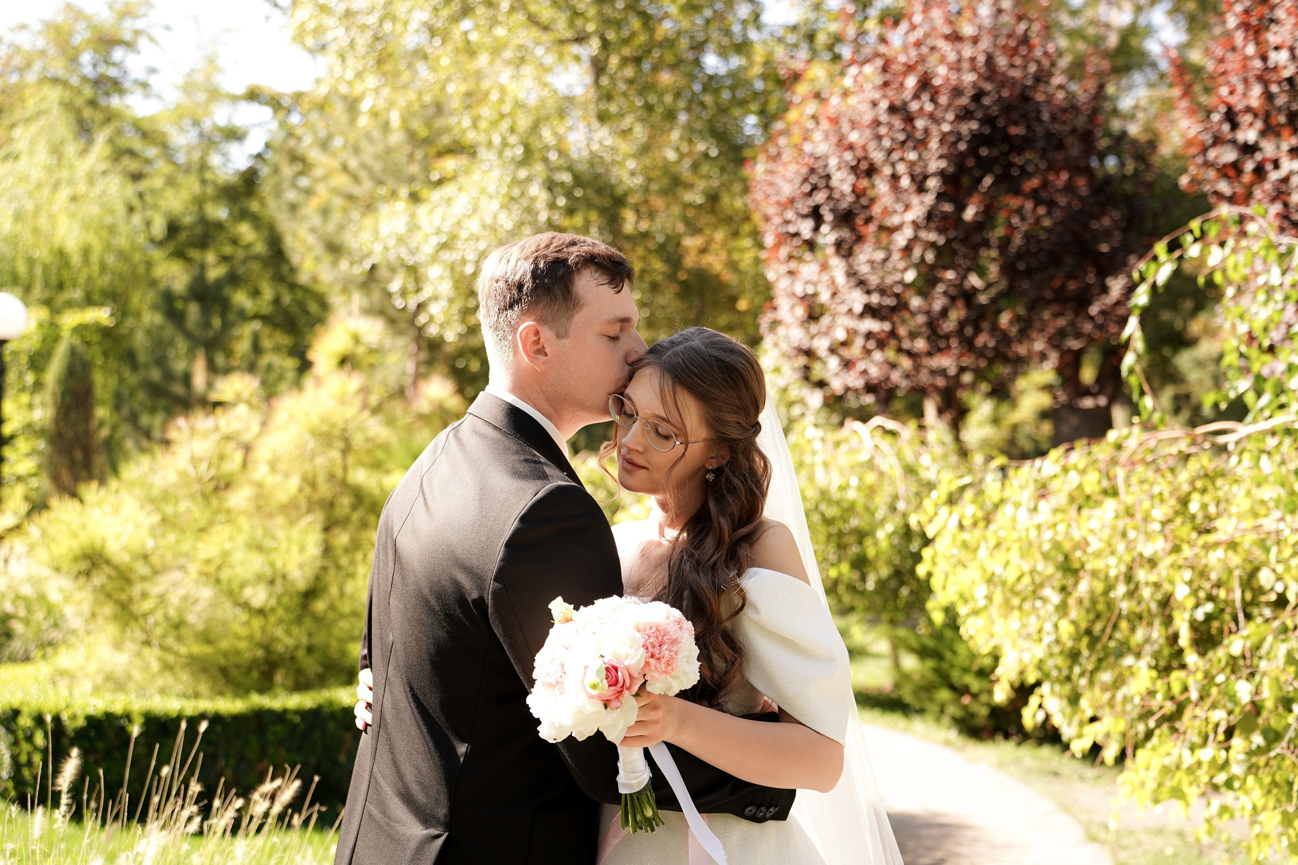 Свадьба «Полный день. Premium». Даниил и Алёна. Фотосессия в Ростове-на-Дону. Свадебный фотограф в Ростове-на-Дону. Таинство Крещения и Венчания, семейные фотосессии. Алёна Чёботова