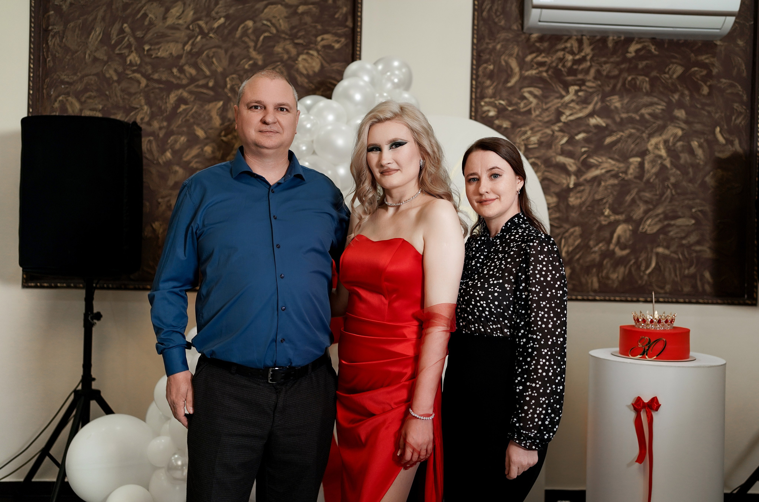 Фотограф на день рождения в Ростове-на-Дону. Репортажная фотосессия. Свадебный фотограф в Ростове-на-Дону. Таинство Крещения и Венчания, семейные фотосессии. Алёна Чёботова