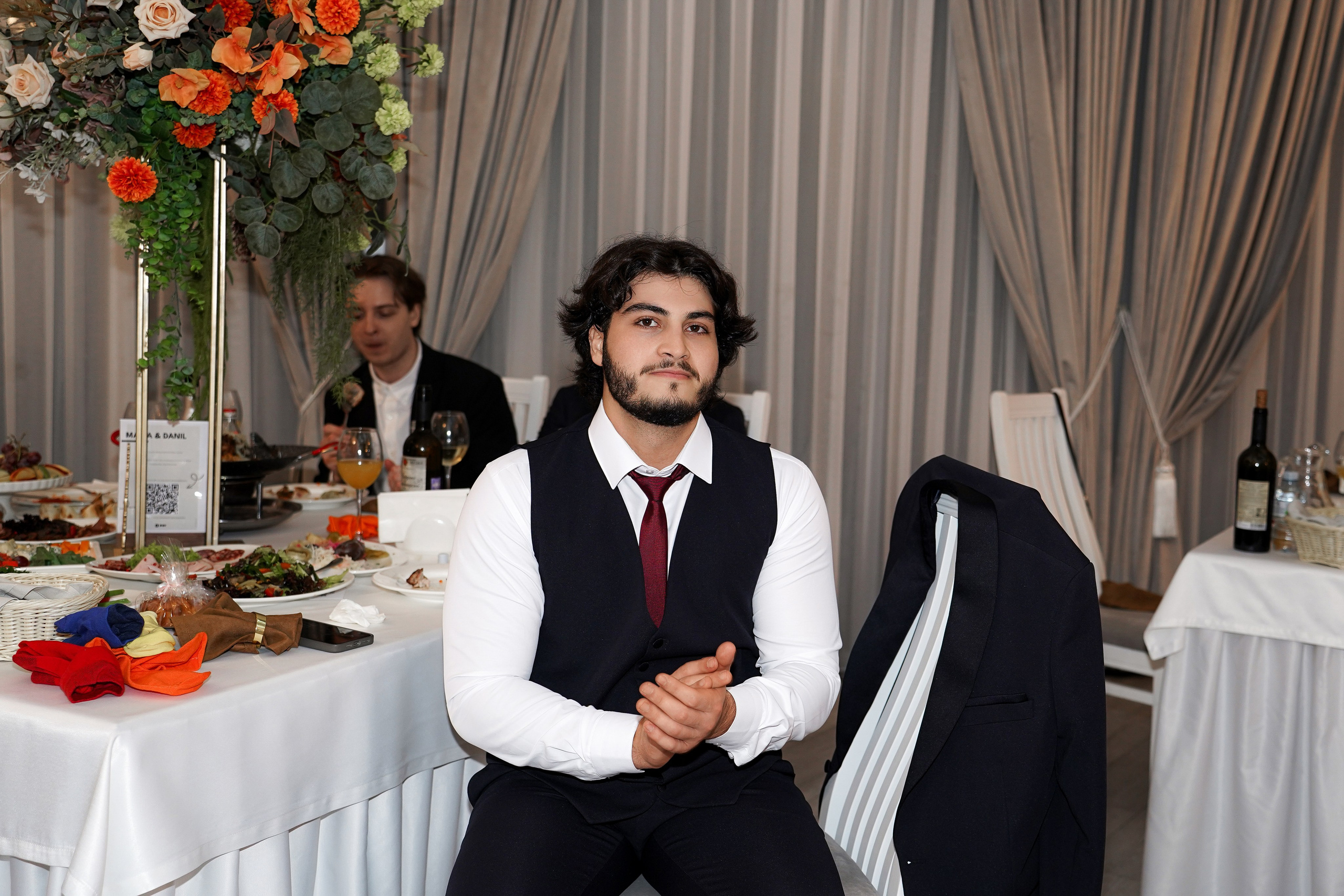 Свадебный банкет в беседке. Свадебный фотограф в Ростове-на-Дону. Таинство Крещения и Венчания, семейные фотосессии. Алёна Чёботова